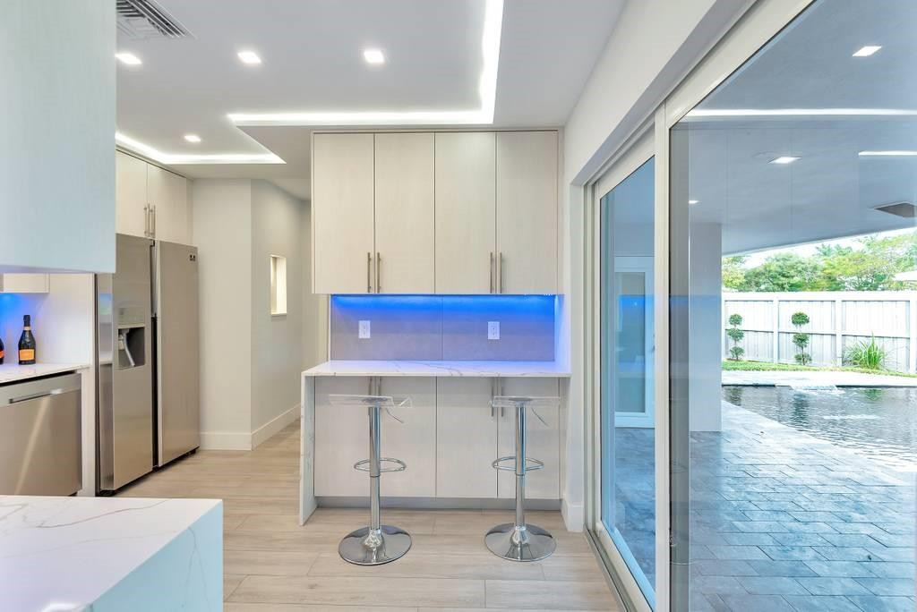 2417 BAYVIEW, Fort Lauderdale FL 33305