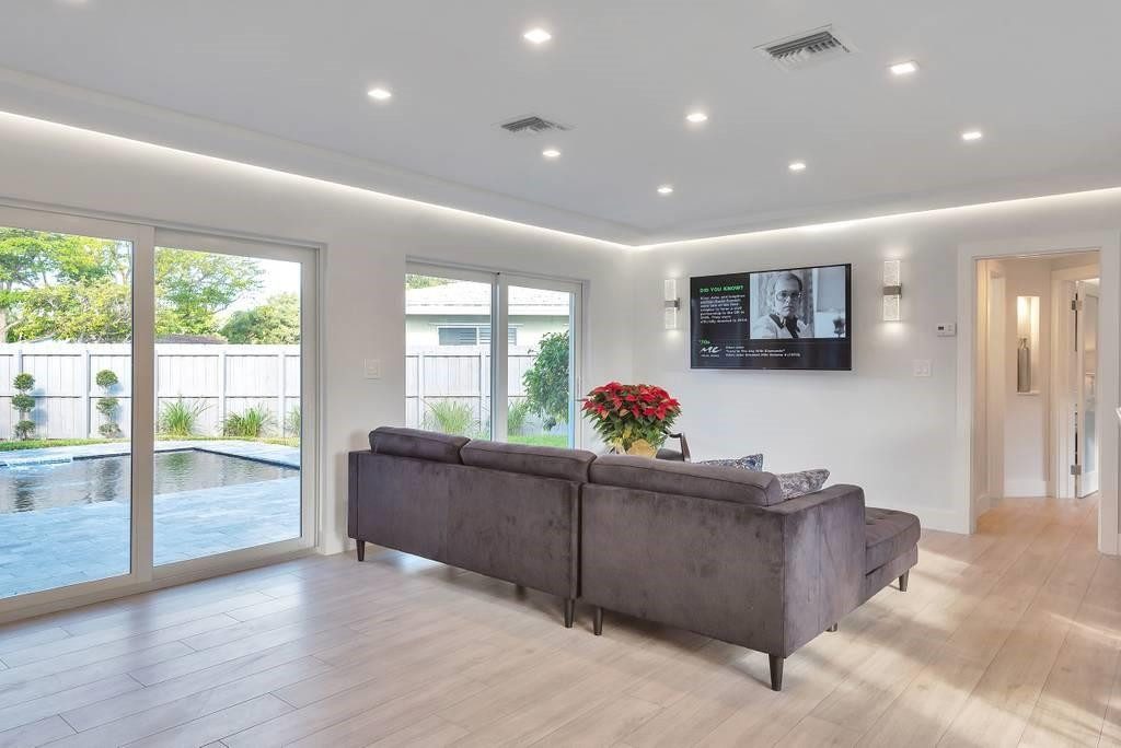 2417 BAYVIEW, Fort Lauderdale FL 33305