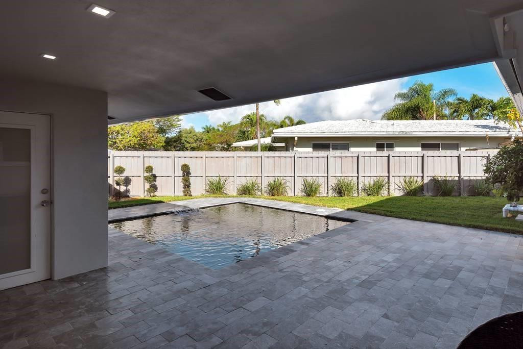 2417 BAYVIEW, Fort Lauderdale FL 33305