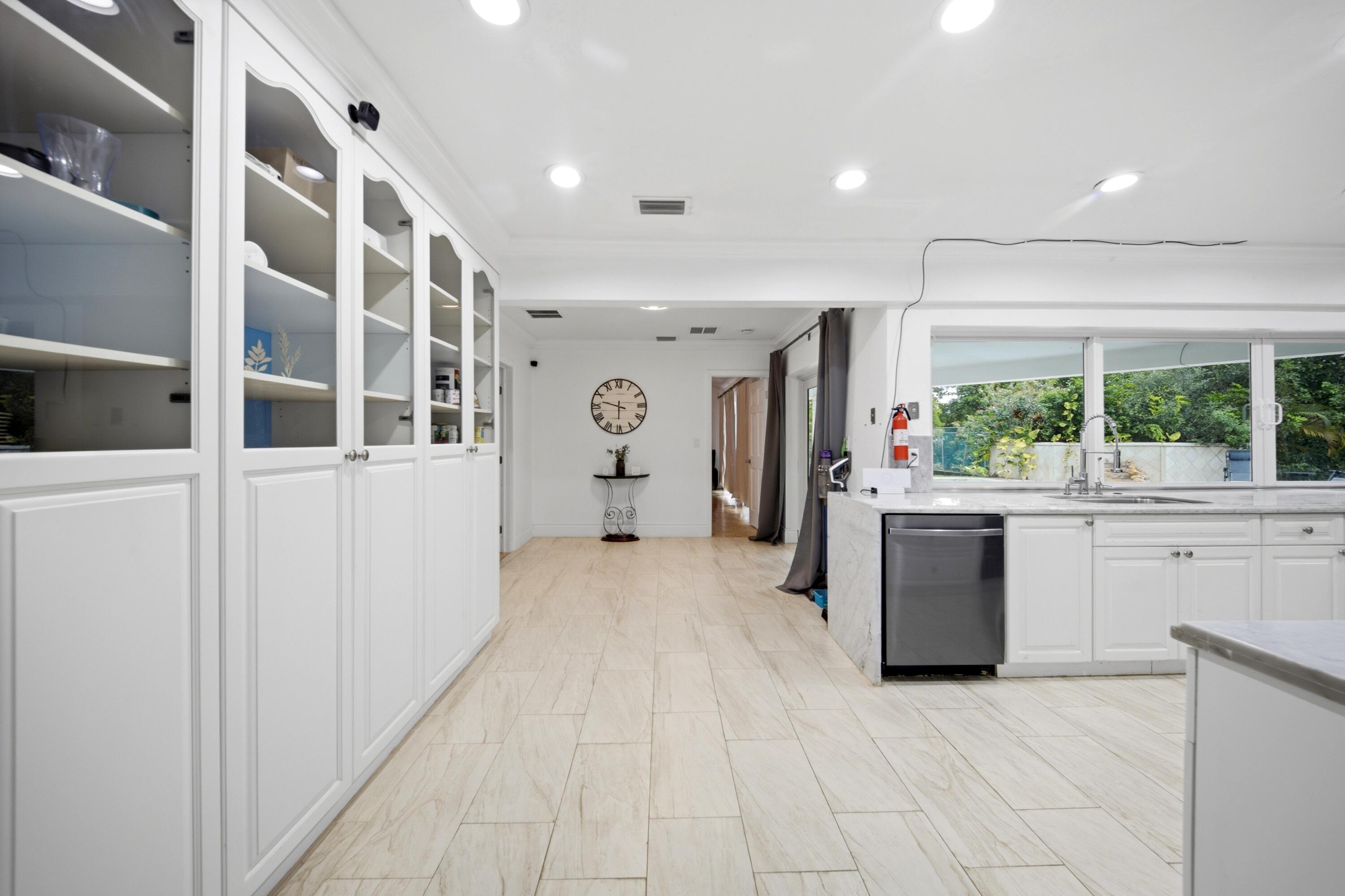 4020 NW 101ST, Coral Springs FL 33065