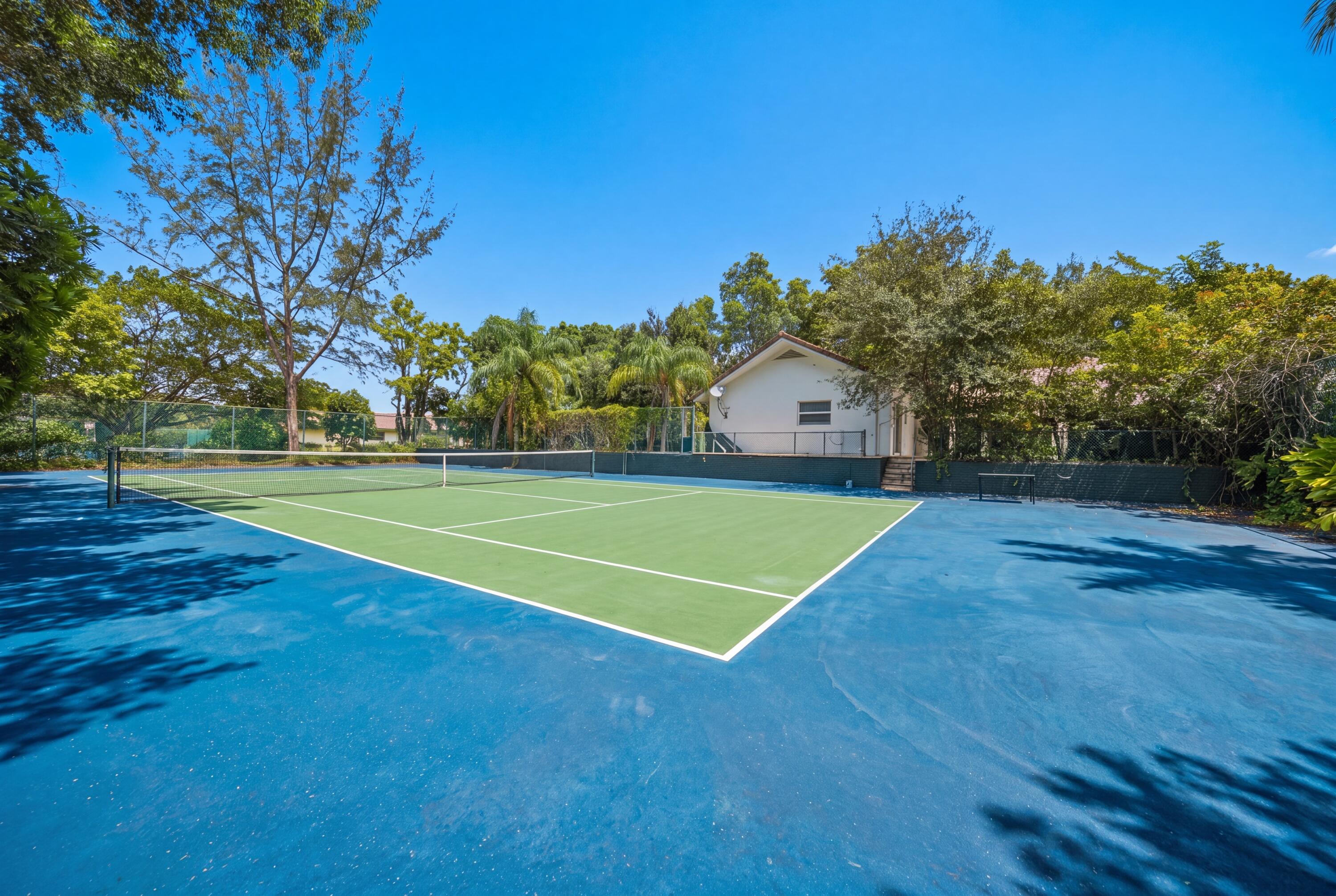 4020 NW 101ST, Coral Springs FL 33065