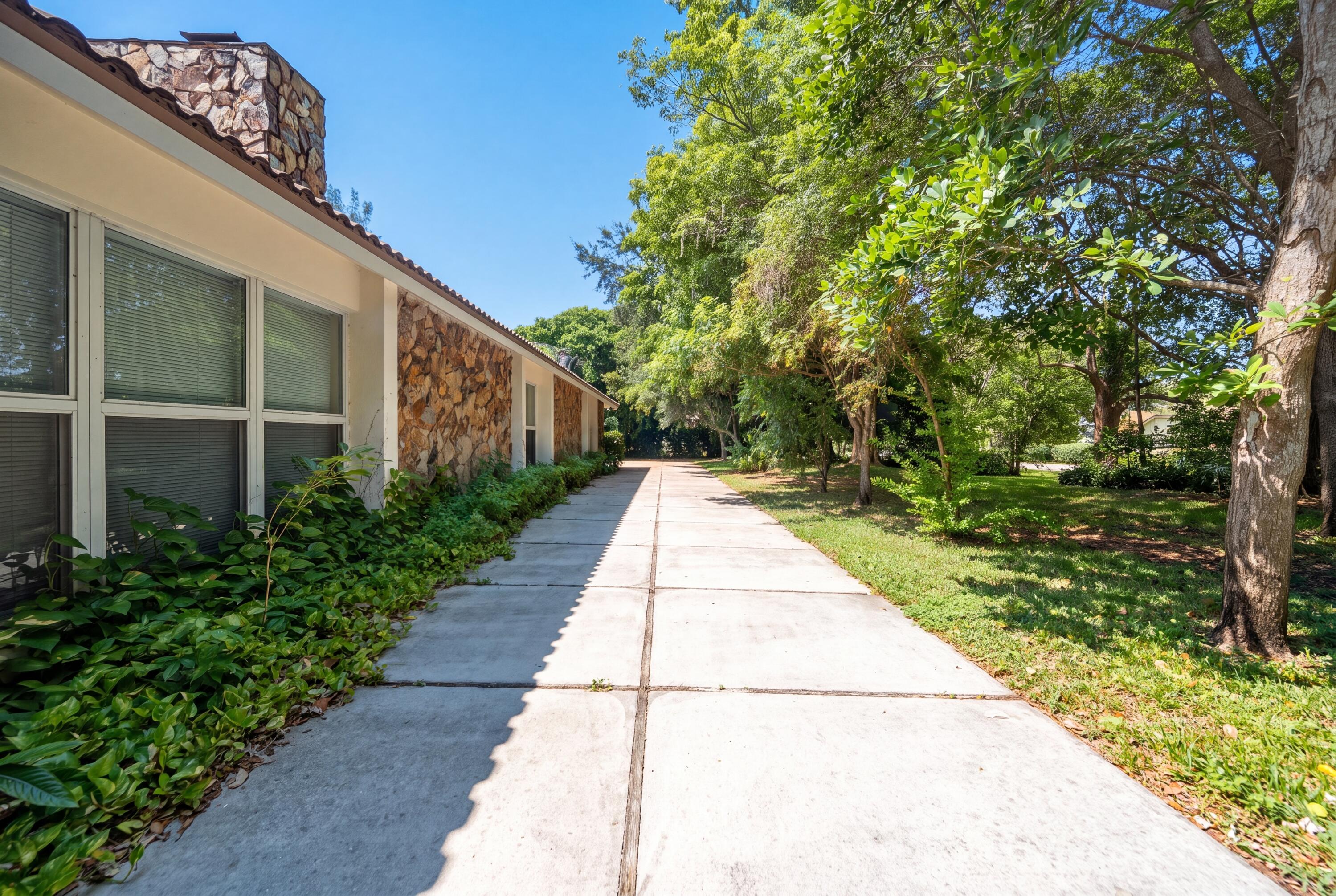 4020 NW 101ST, Coral Springs FL 33065