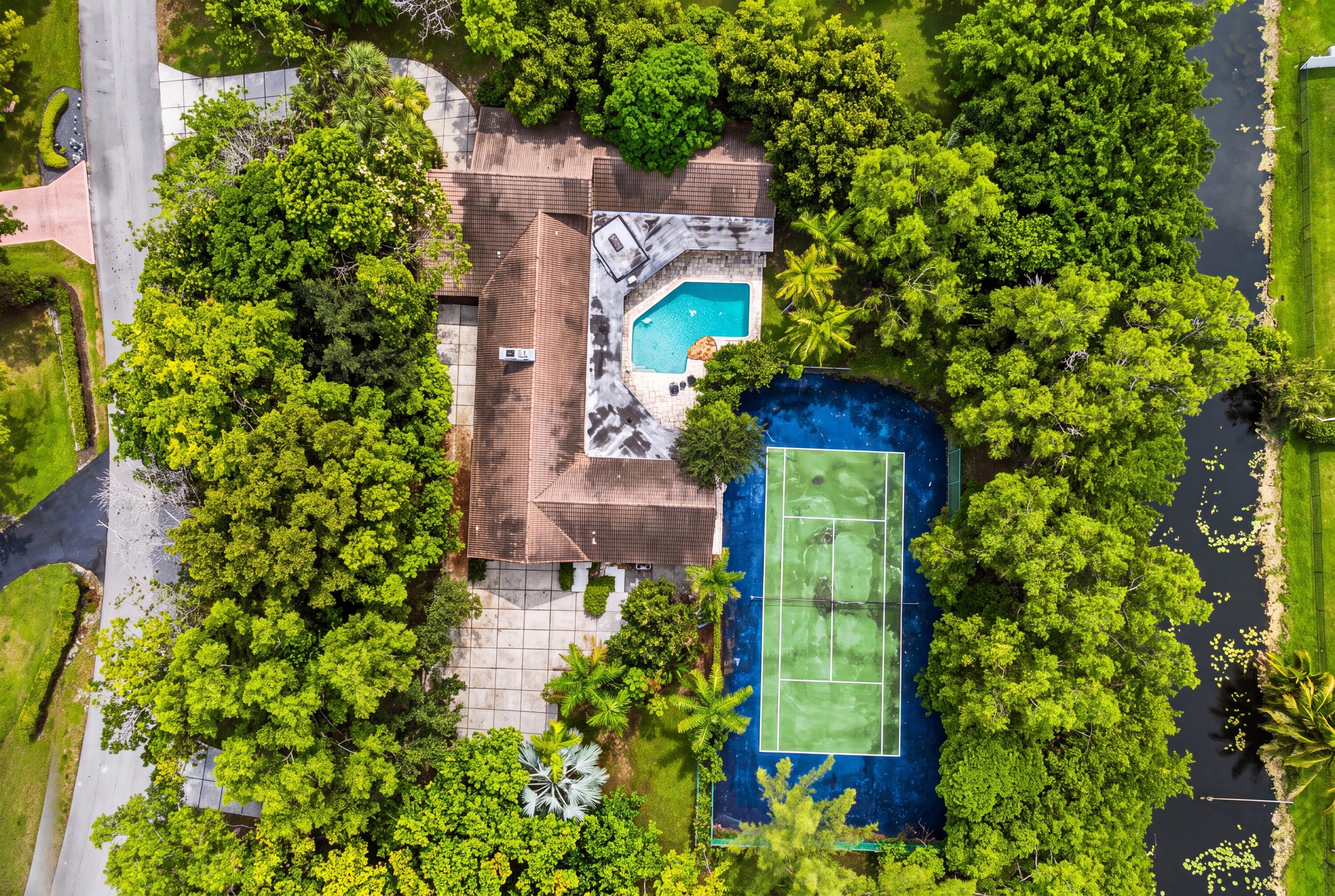 4020 NW 101ST, Coral Springs FL 33065
