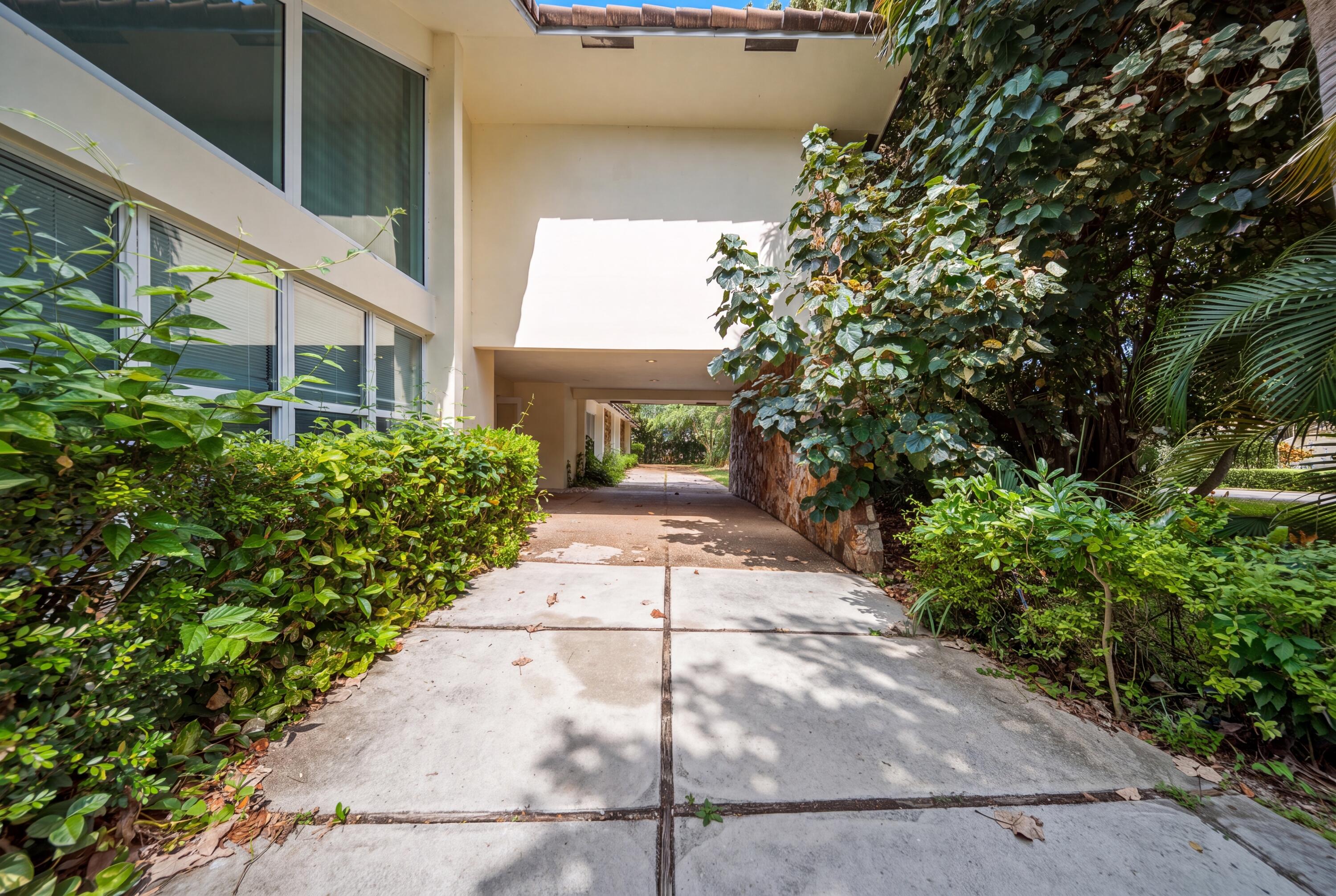 4020 NW 101ST, Coral Springs FL 33065