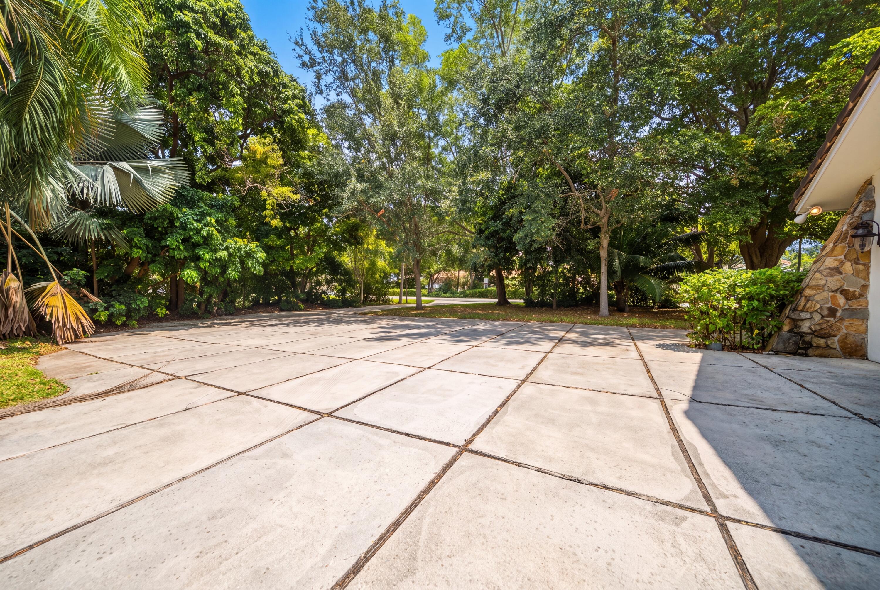 4020 NW 101ST, Coral Springs FL 33065