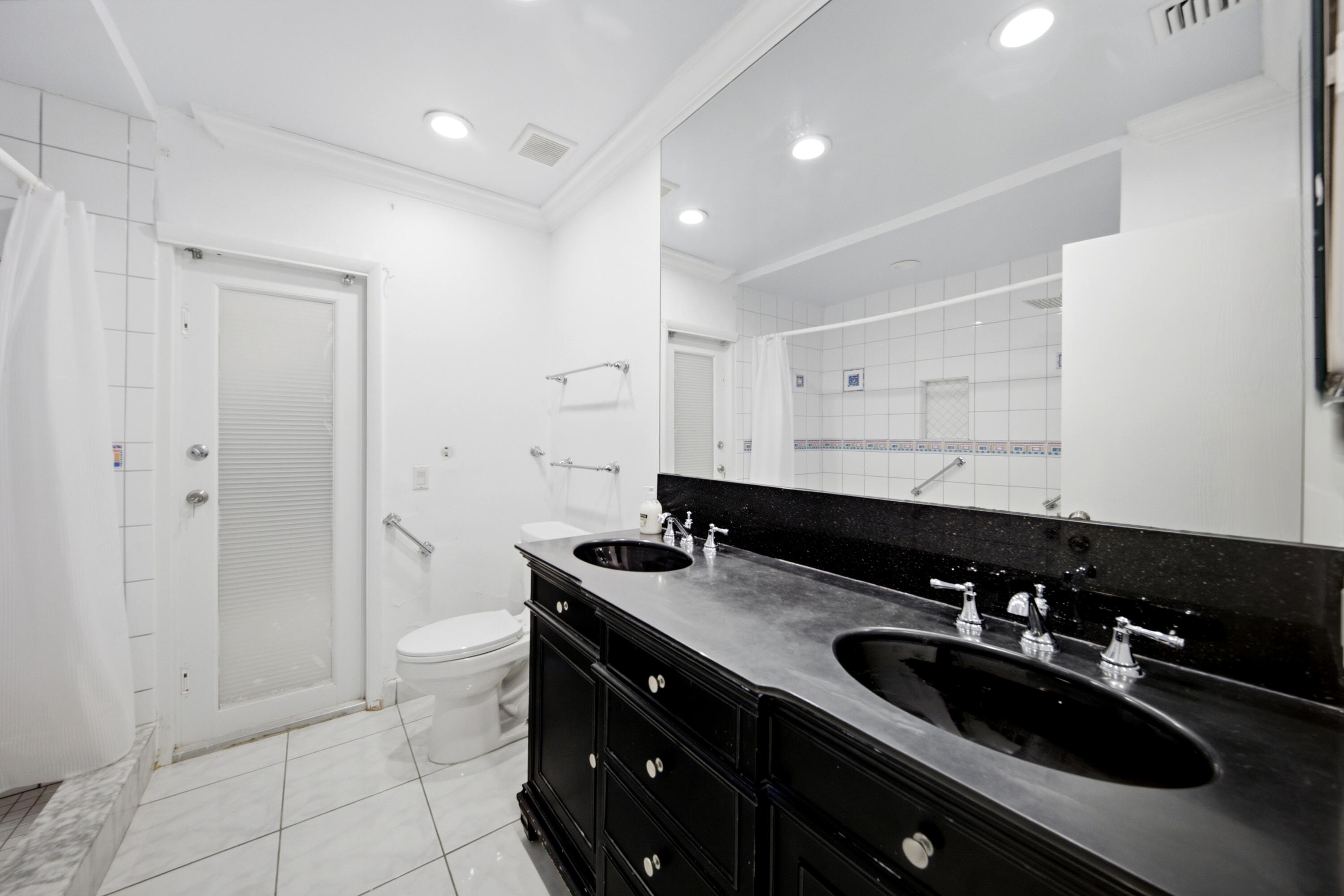 4020 NW 101ST, Coral Springs FL 33065