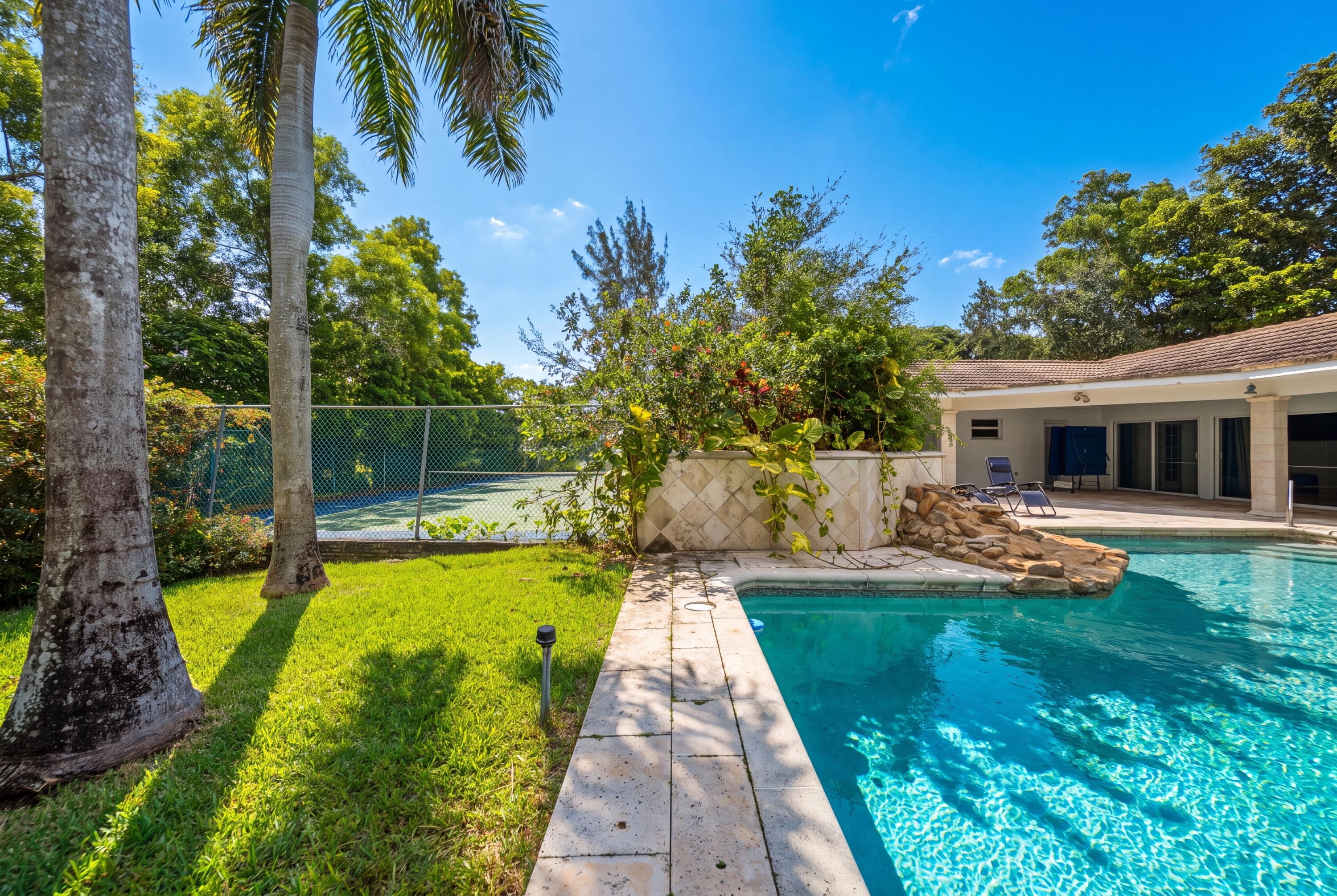 4020 NW 101ST, Coral Springs FL 33065