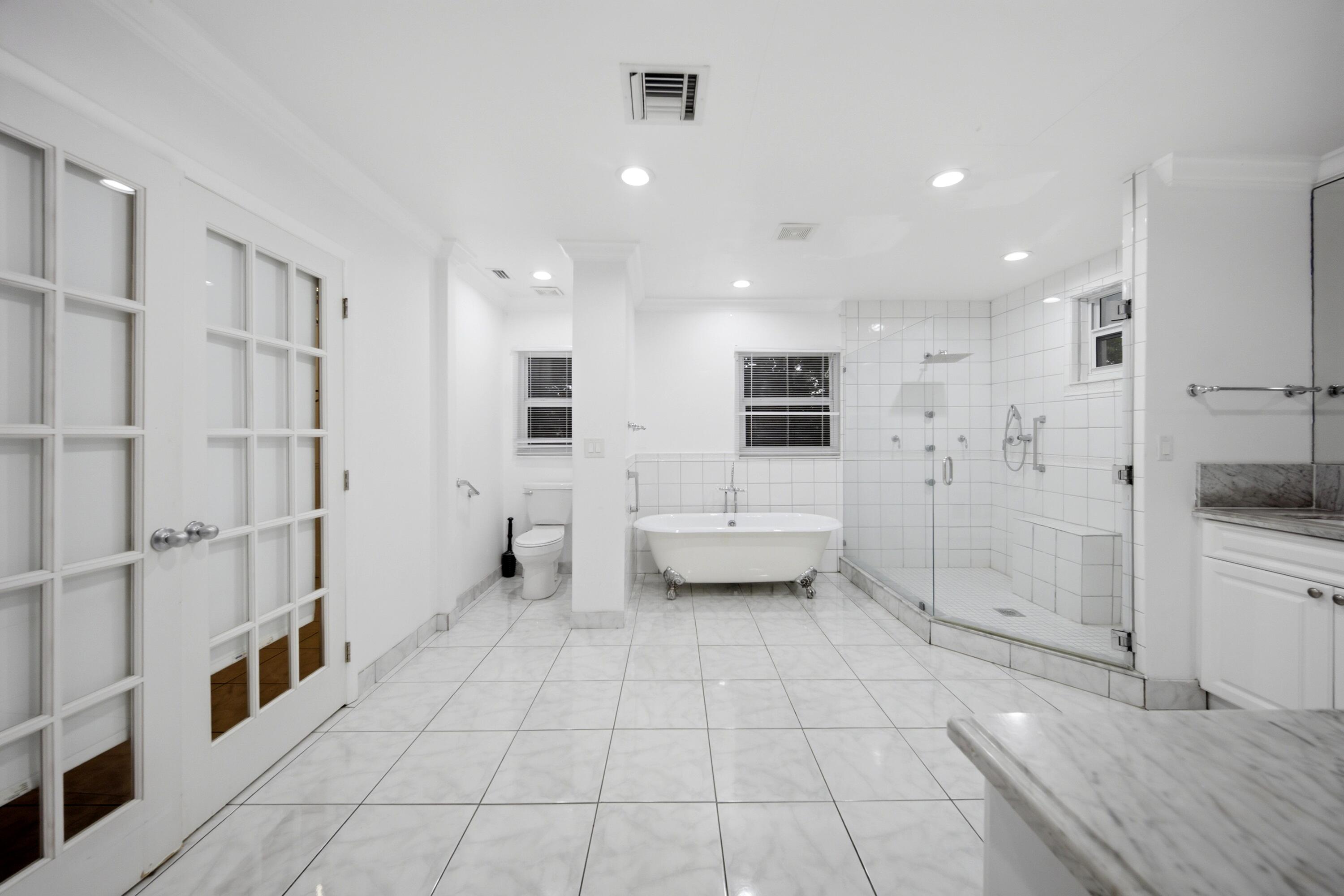 4020 NW 101ST, Coral Springs FL 33065