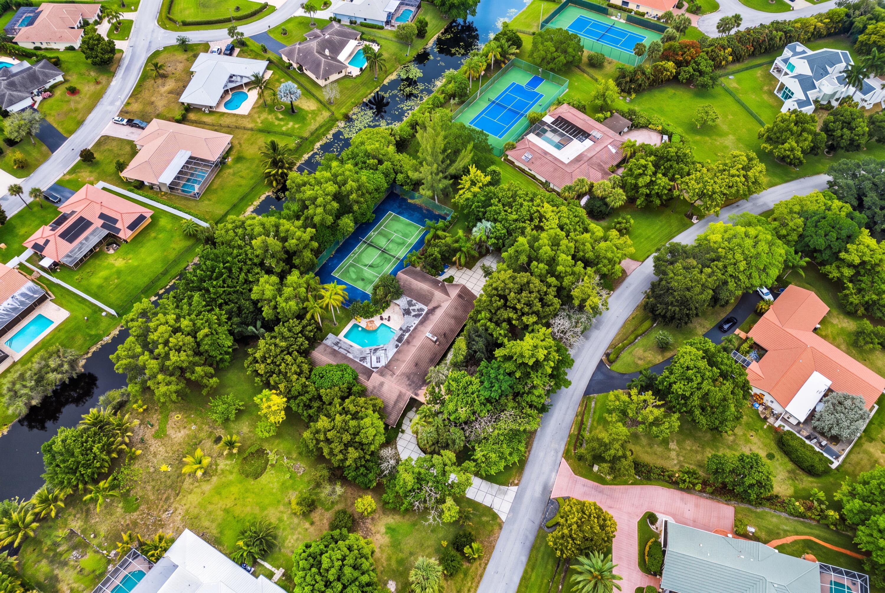4020 NW 101ST, Coral Springs FL 33065