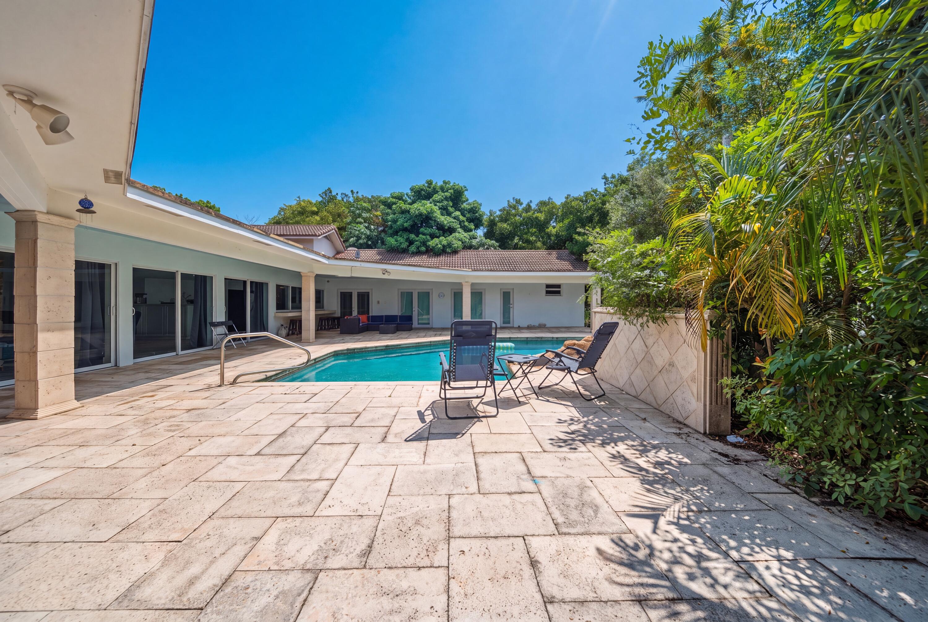 4020 NW 101ST, Coral Springs FL 33065