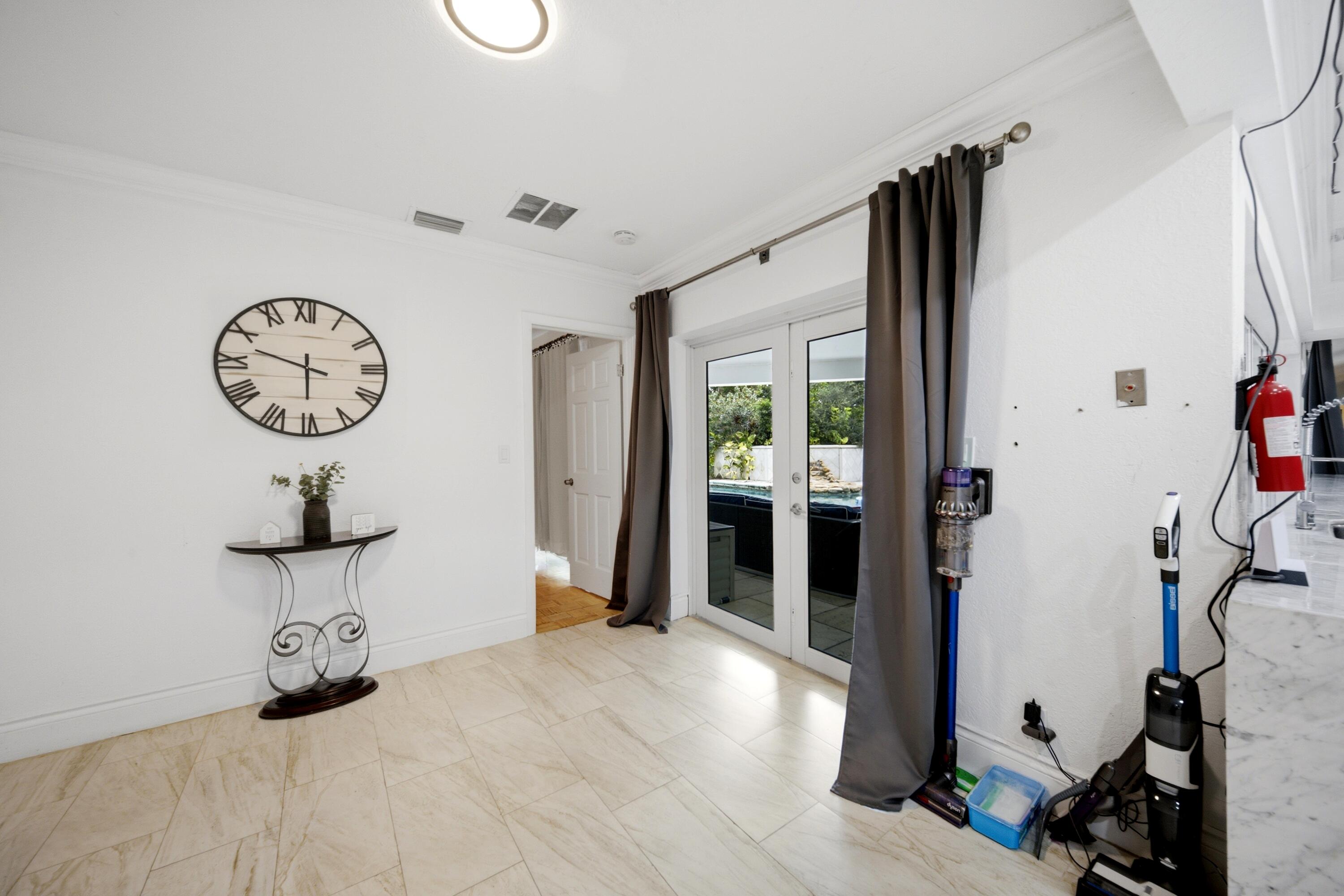 4020 NW 101ST, Coral Springs FL 33065