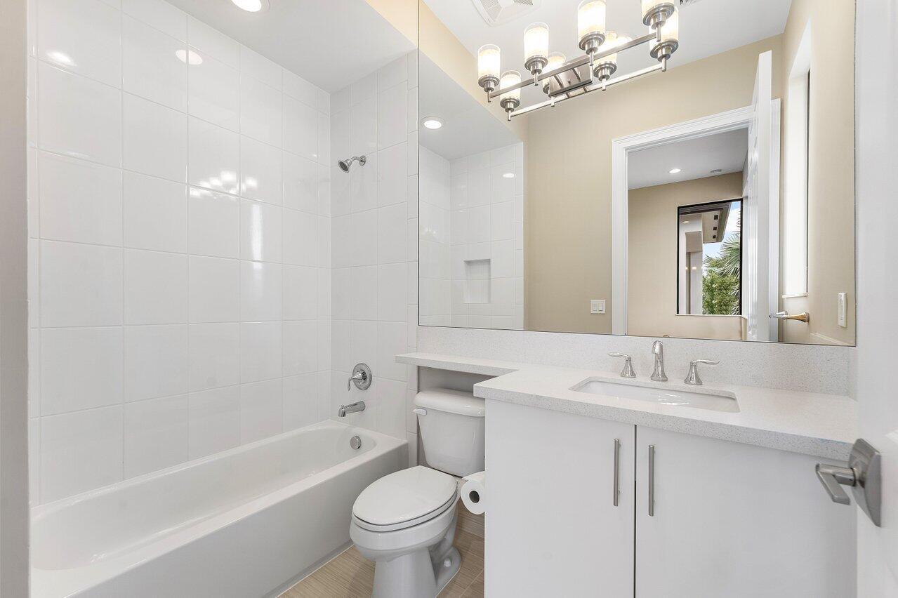 17185 Ludovica, Boca Raton FL 33496