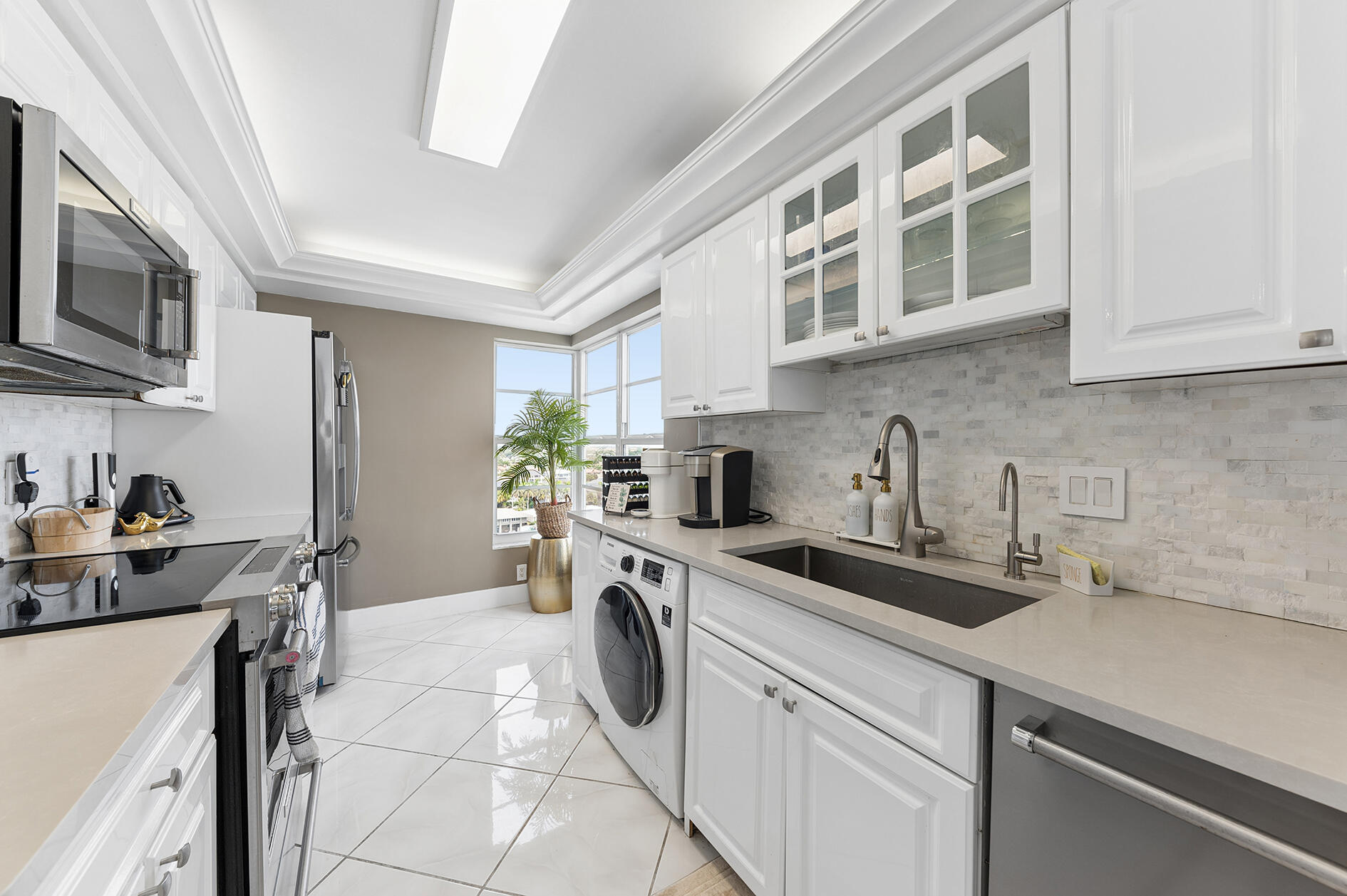 1021 HILLSBORO MILE #1008, Hillsboro Beach FL 33062