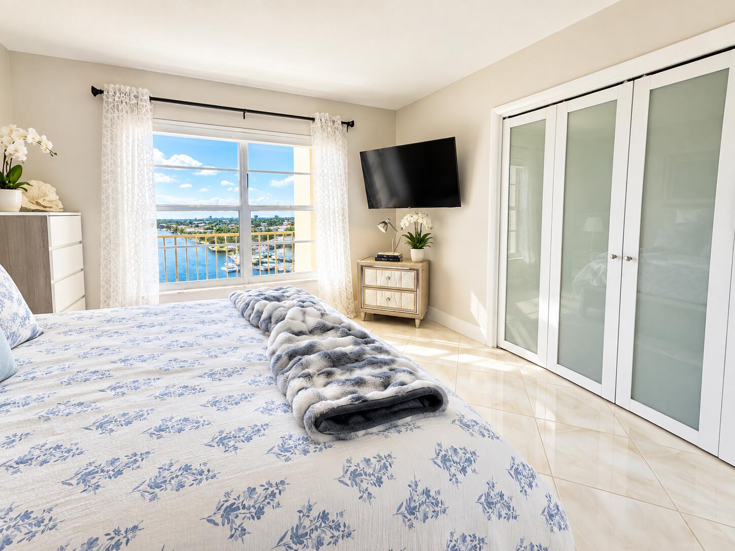 1021 HILLSBORO MILE #1008, Hillsboro Beach FL 33062