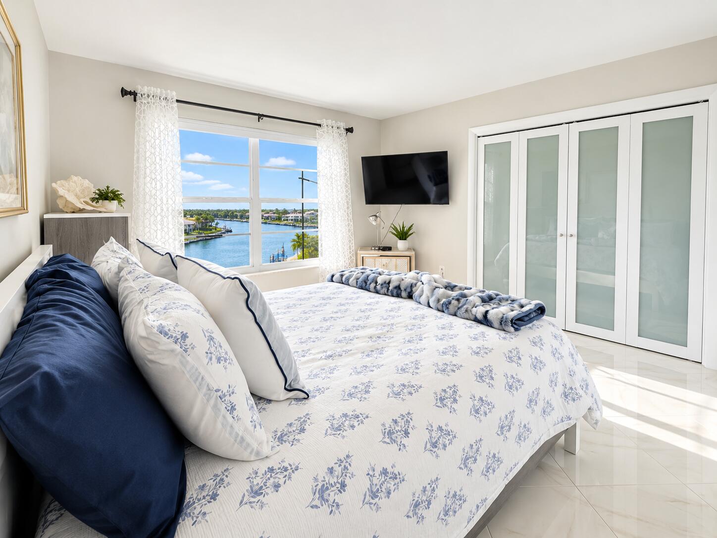 1021 HILLSBORO MILE #1008, Hillsboro Beach FL 33062