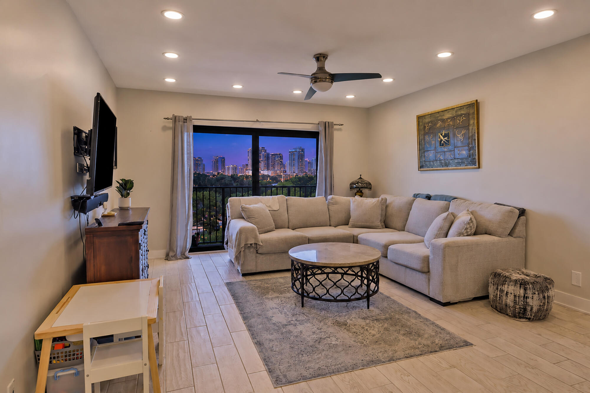 1000 RIVER REACH #516, Fort Lauderdale FL 33315