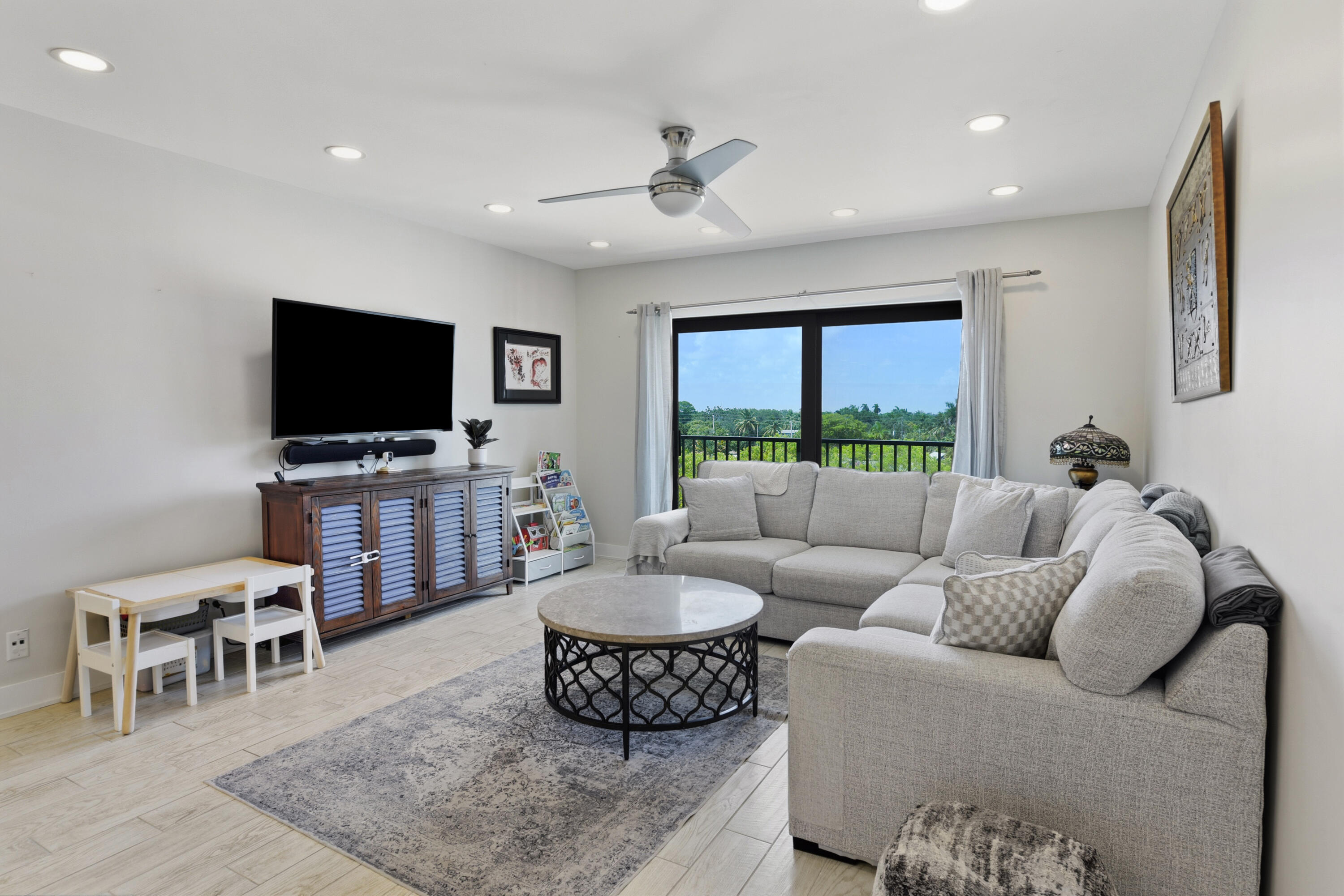 1000 RIVER REACH #516, Fort Lauderdale FL 33315