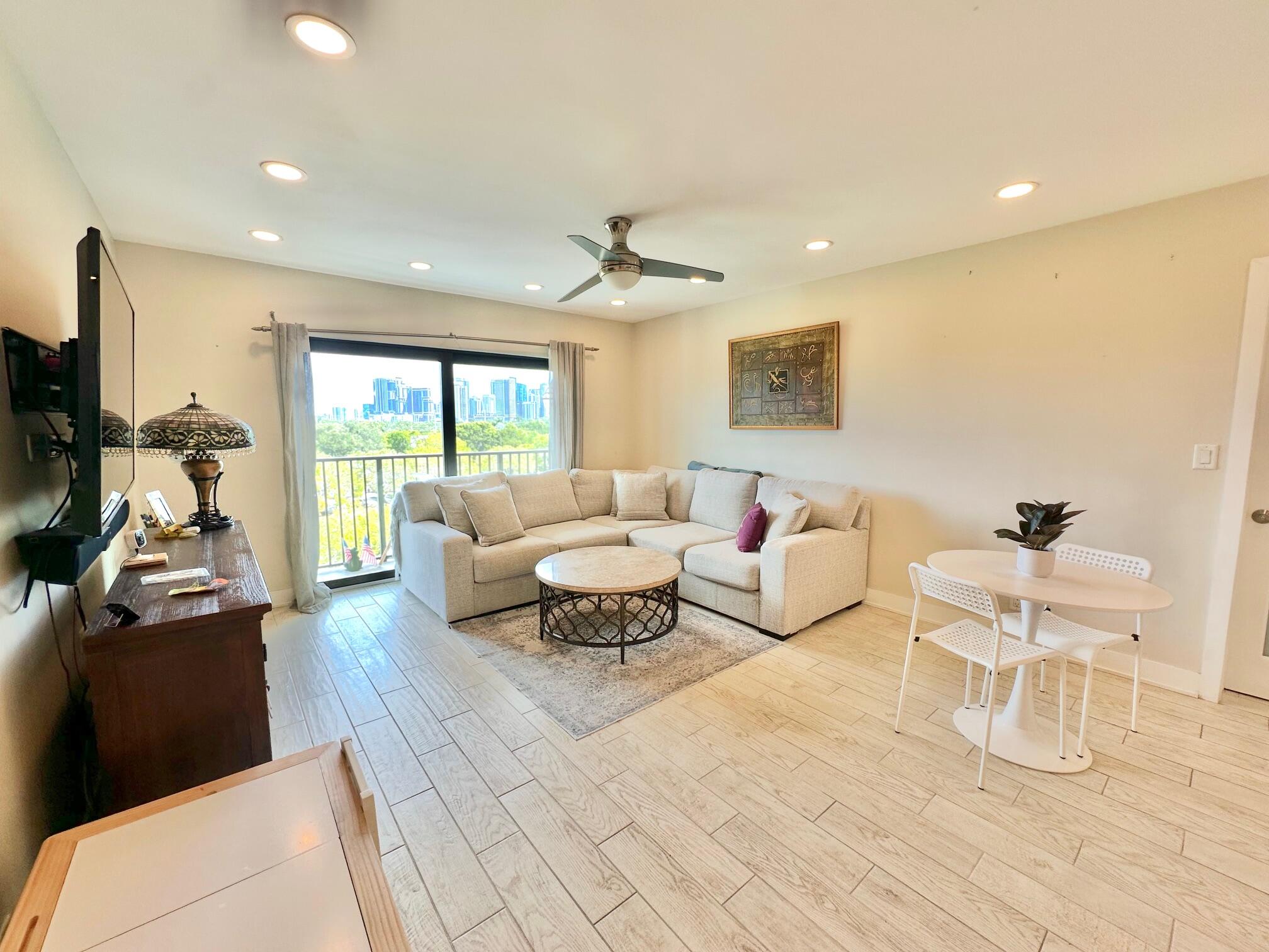 1000 RIVER REACH #516, Fort Lauderdale FL 33315