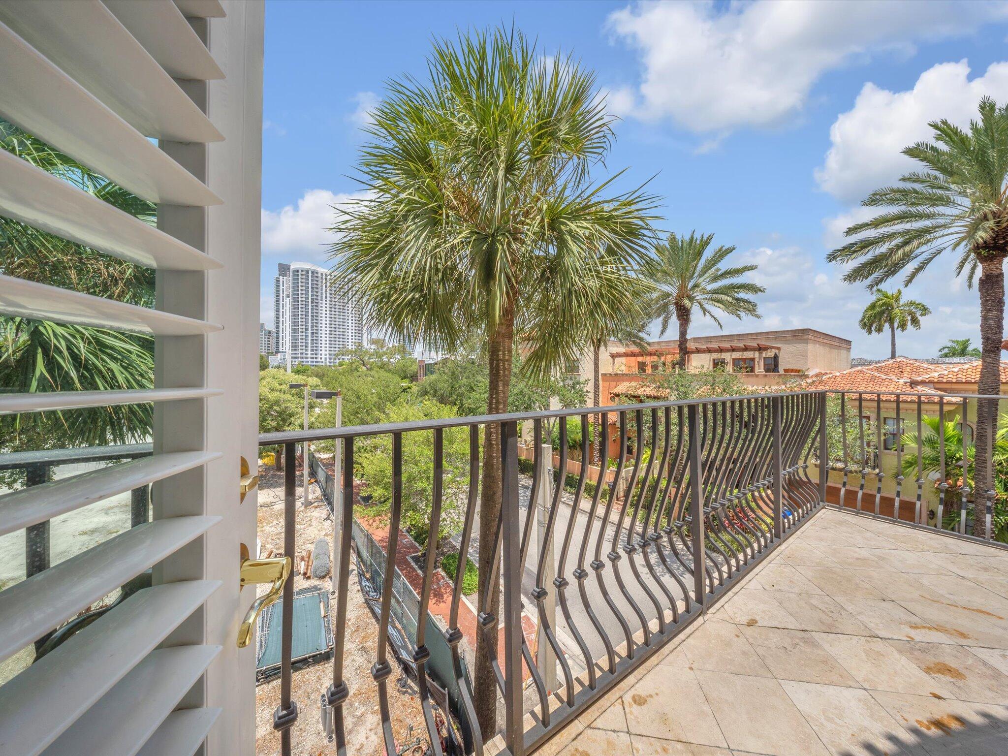 1111 E Las Olas #308, Fort Lauderdale FL 33301