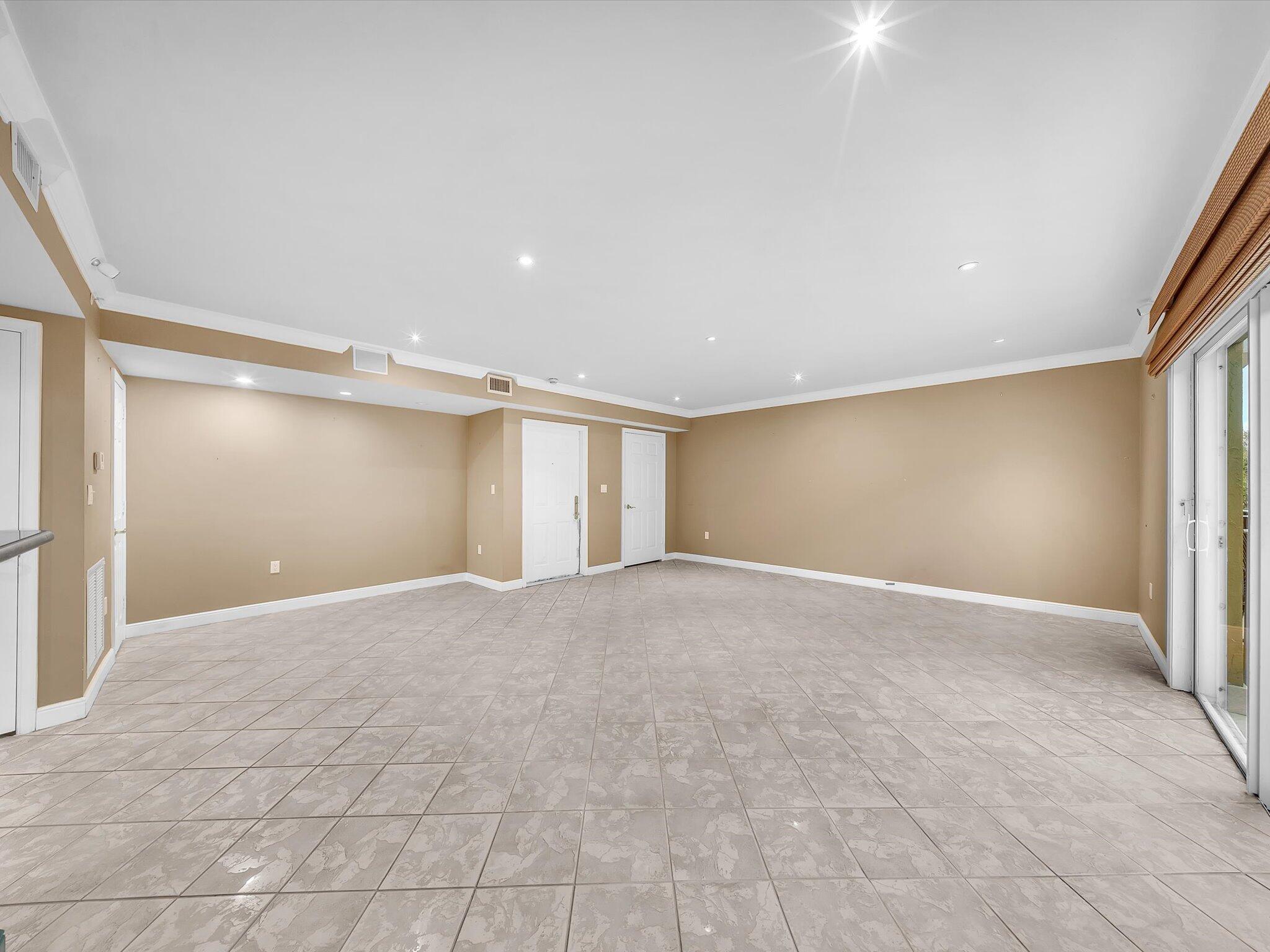 1111 E Las Olas #308, Fort Lauderdale FL 33301