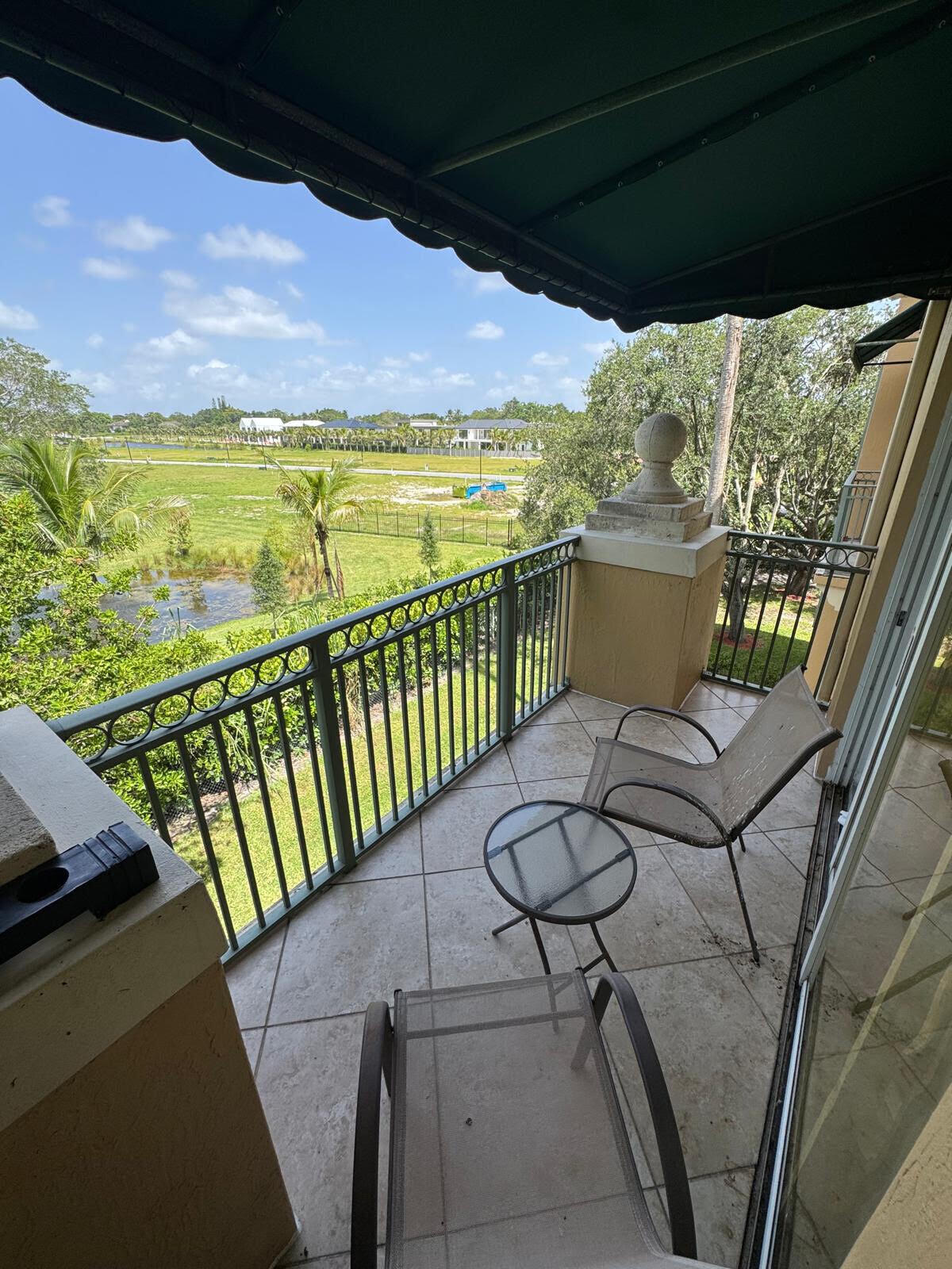 11750 St Andrews #307, Wellington FL 33414