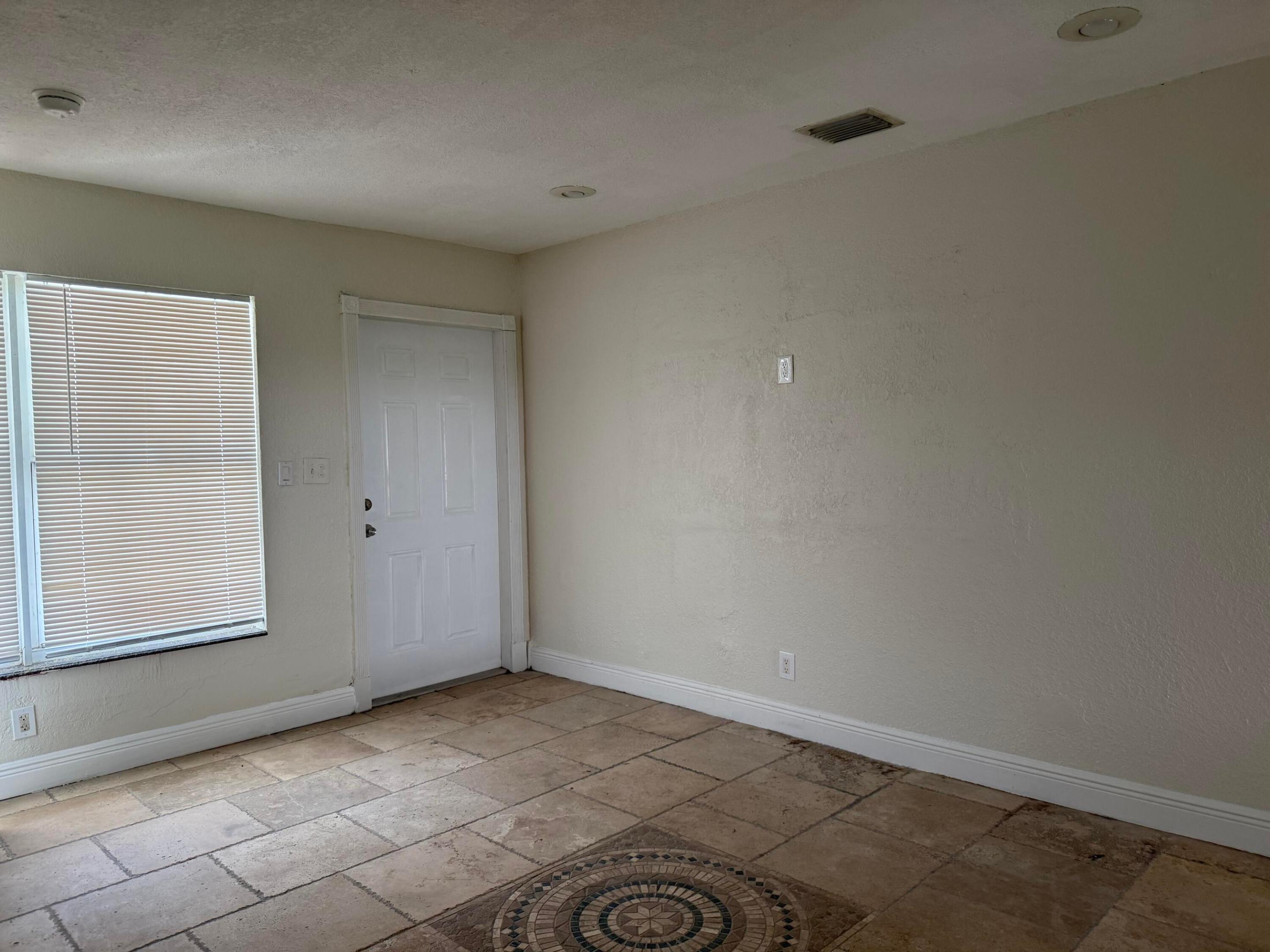 1751 NW 34TH, Lauderhill FL 33311