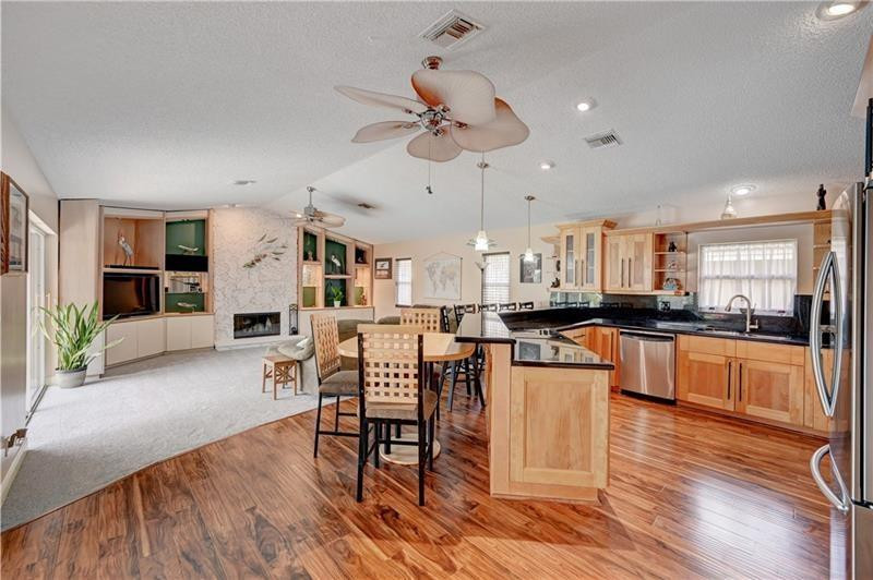 5088 NW 100TH, Coral Springs FL 33076