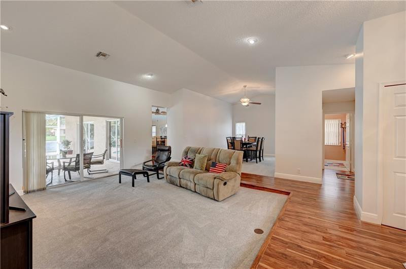 5088 NW 100TH, Coral Springs FL 33076