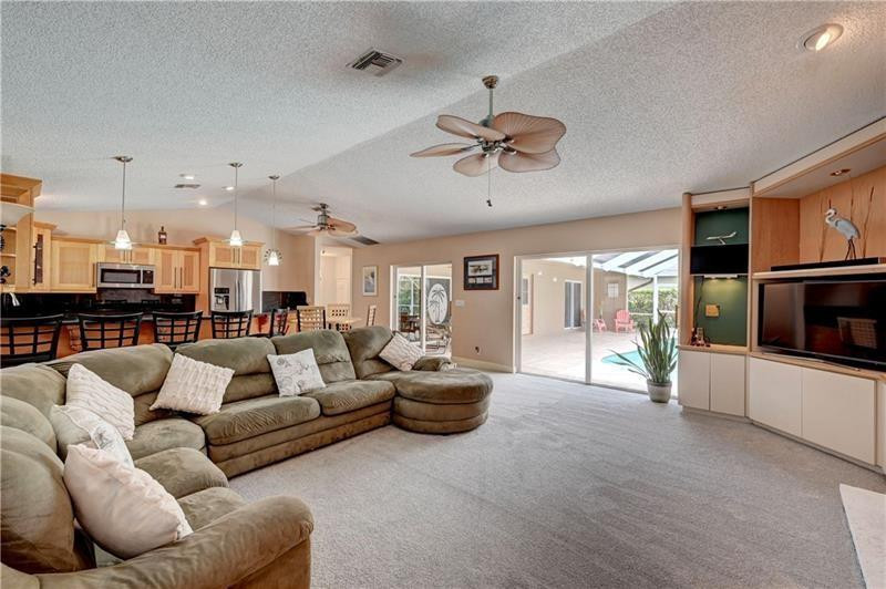 5088 NW 100TH, Coral Springs FL 33076
