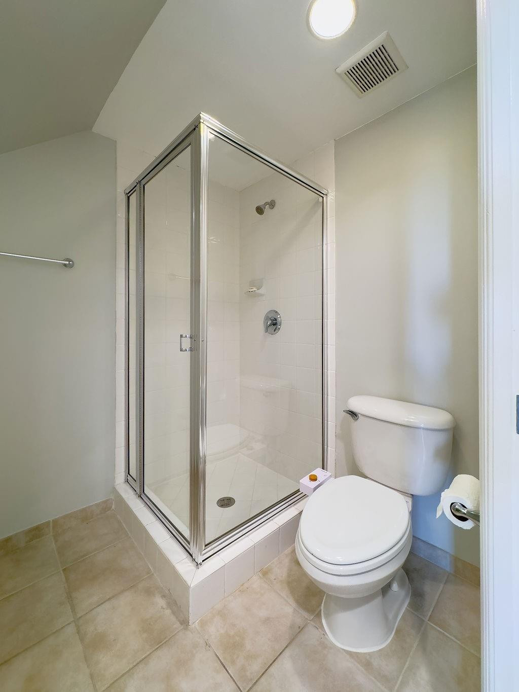 2322 Vintage, Lighthouse Point FL 33064