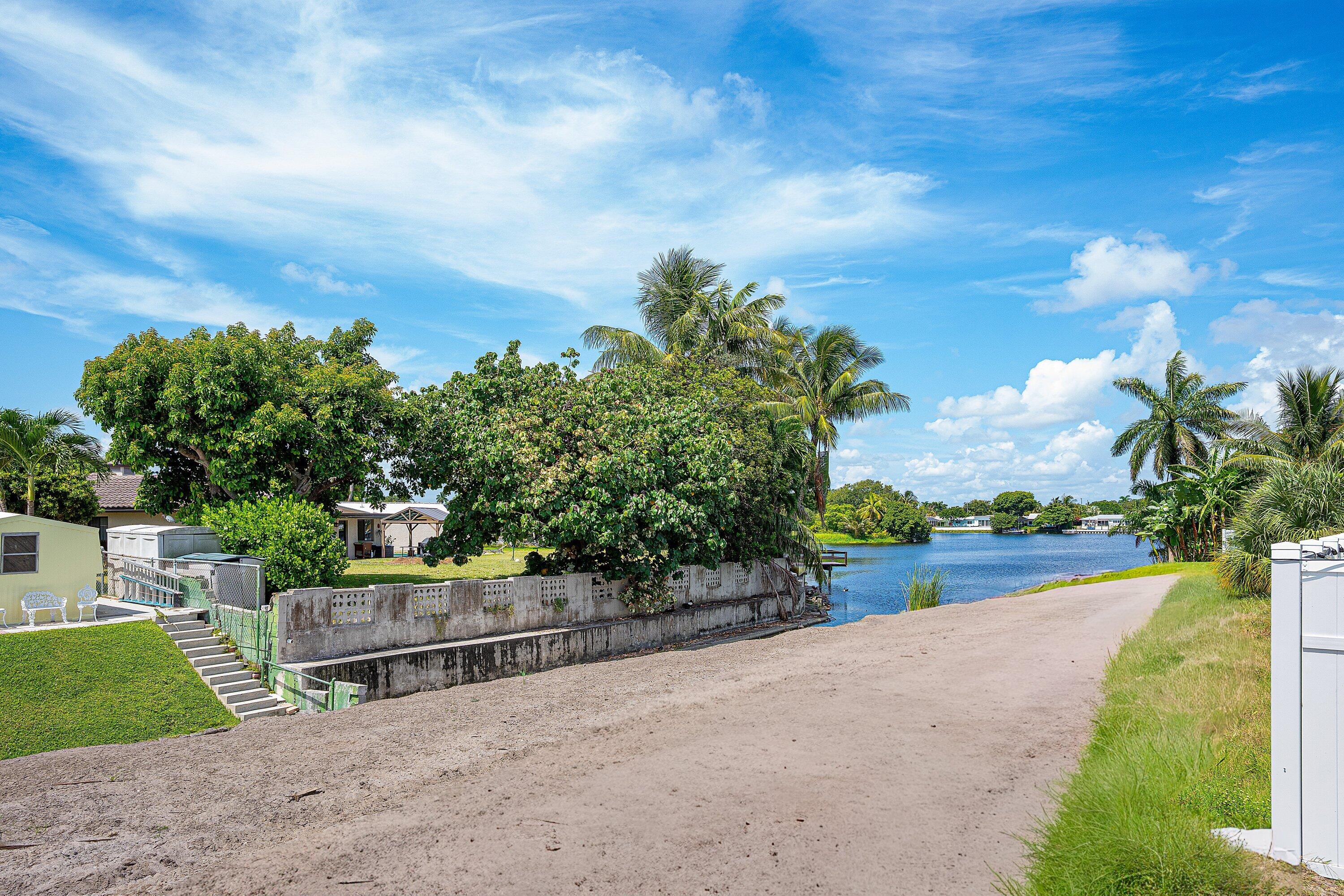 970 SW 7TH, Boca Raton FL 33486