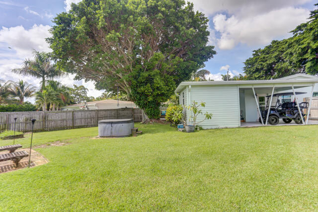 1133 7th, Lake Park FL 33403