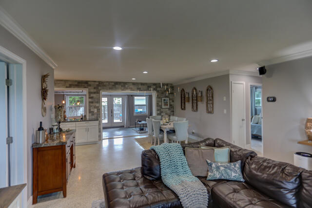 1133 7th, Lake Park FL 33403