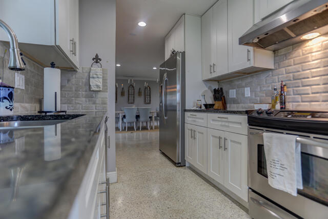 1133 7th, Lake Park FL 33403