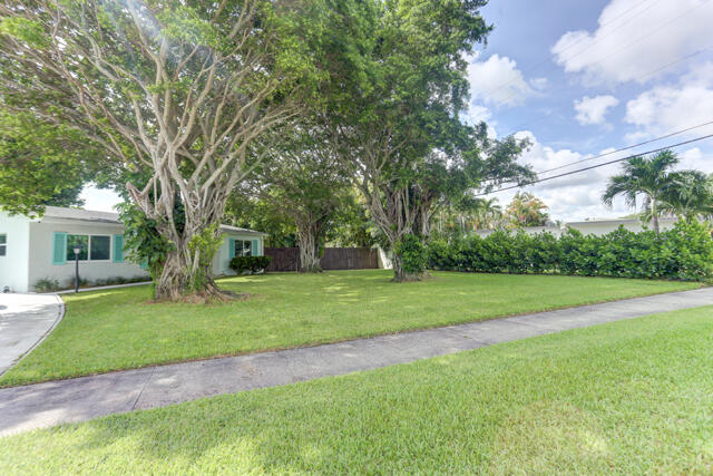 1133 7th, Lake Park FL 33403