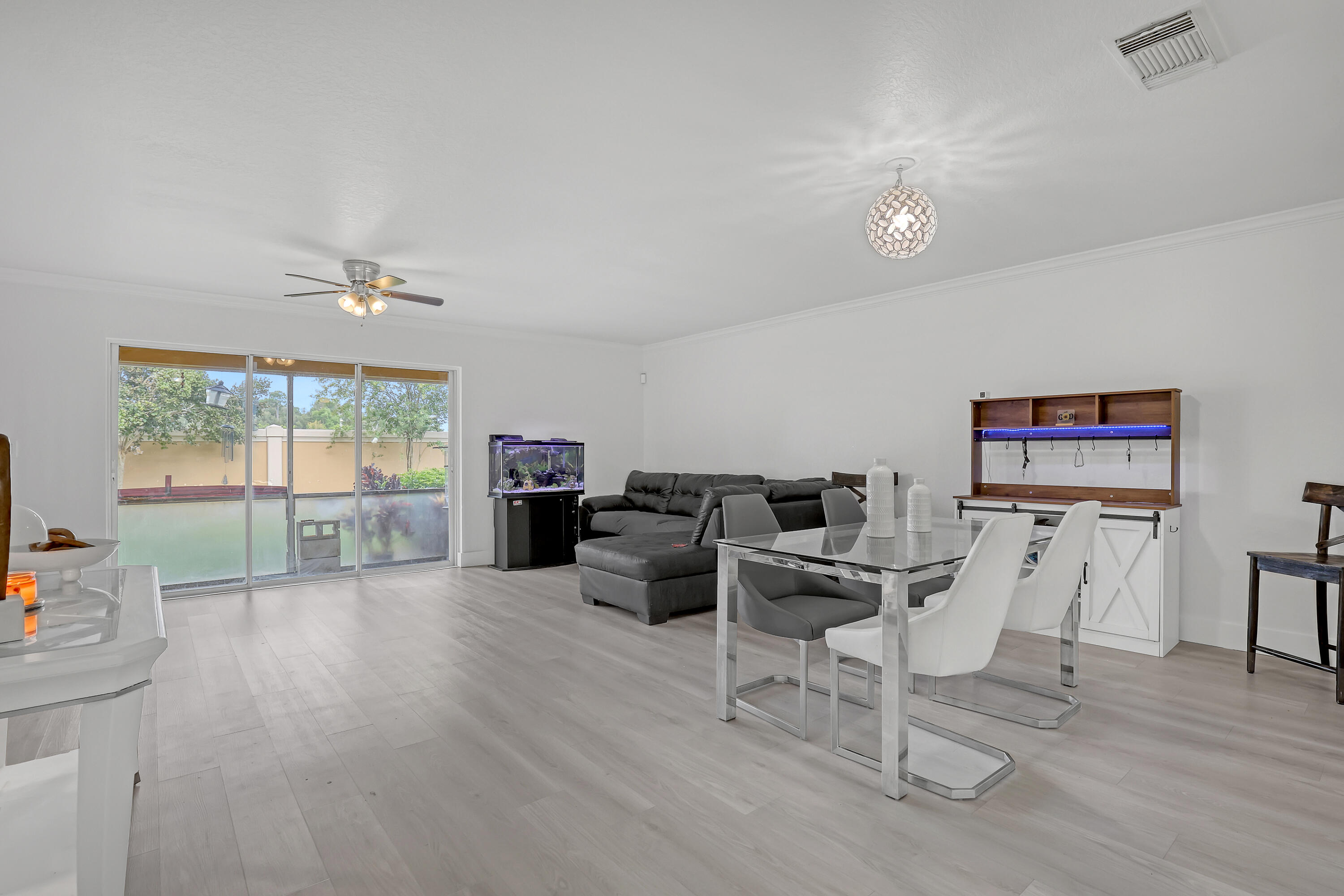 3070 Waddell, West Palm Beach FL 33411
