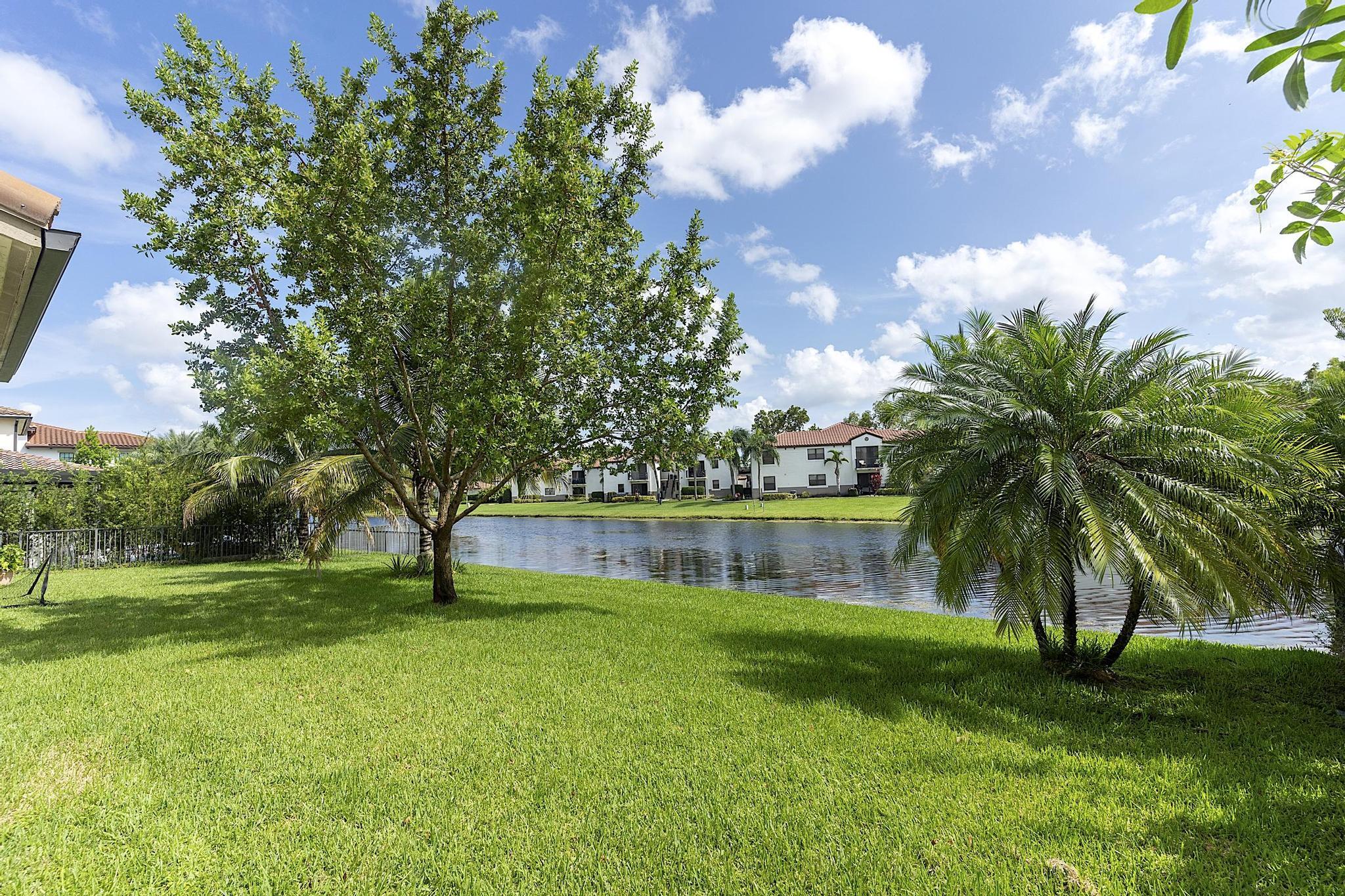 11824 SW 13th, Pembroke Pines FL 33025