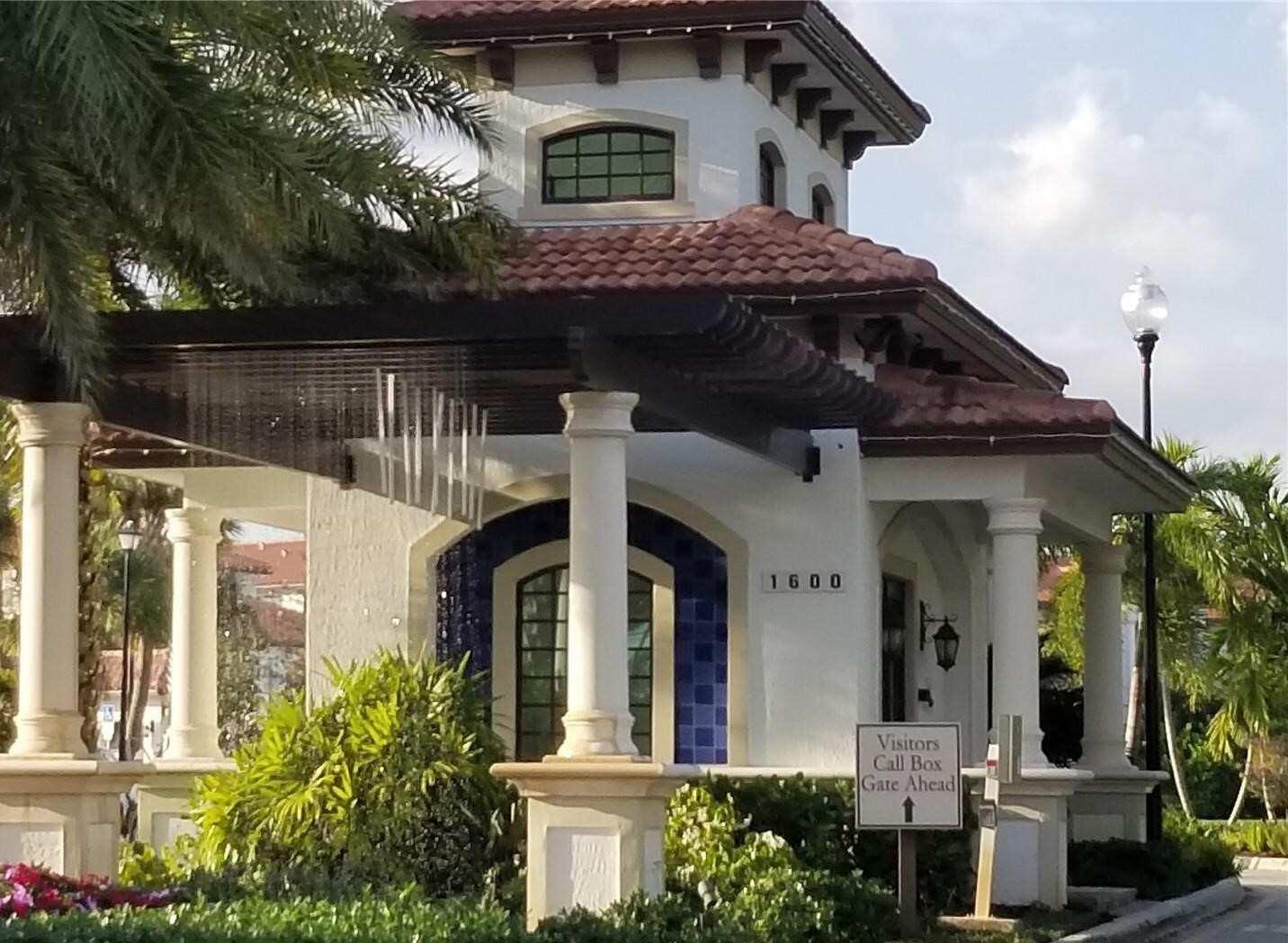 11824 SW 13th, Pembroke Pines FL 33025