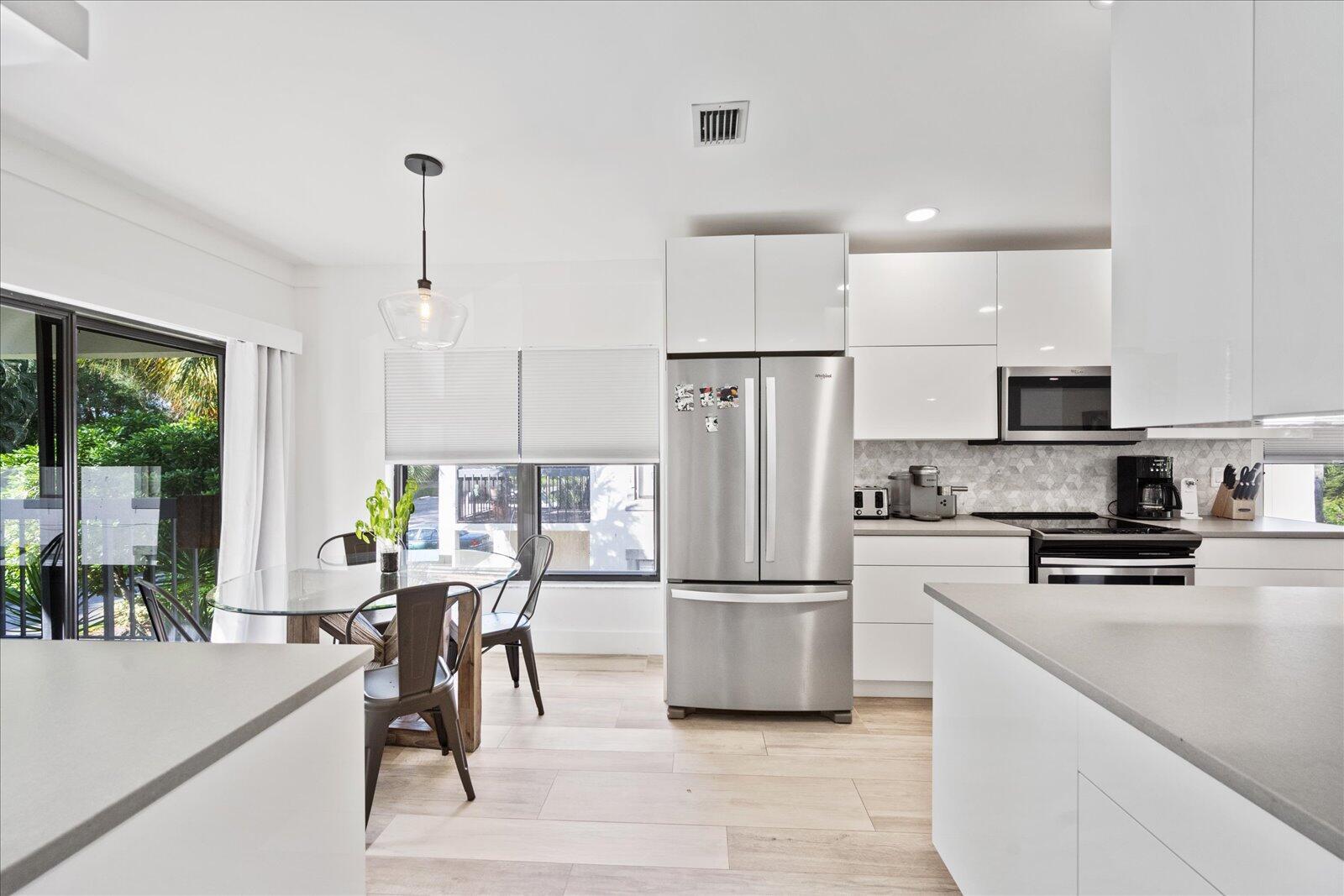 11311 Pond View #C201, Wellington FL 33414