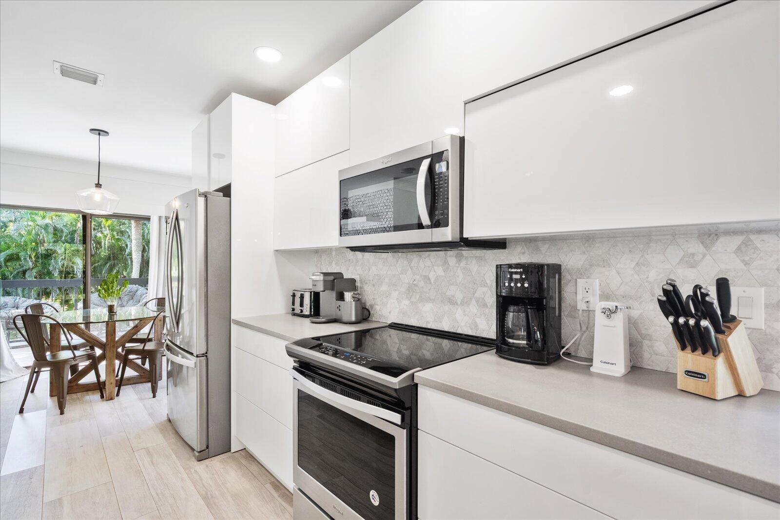 11311 Pond View #C201, Wellington FL 33414