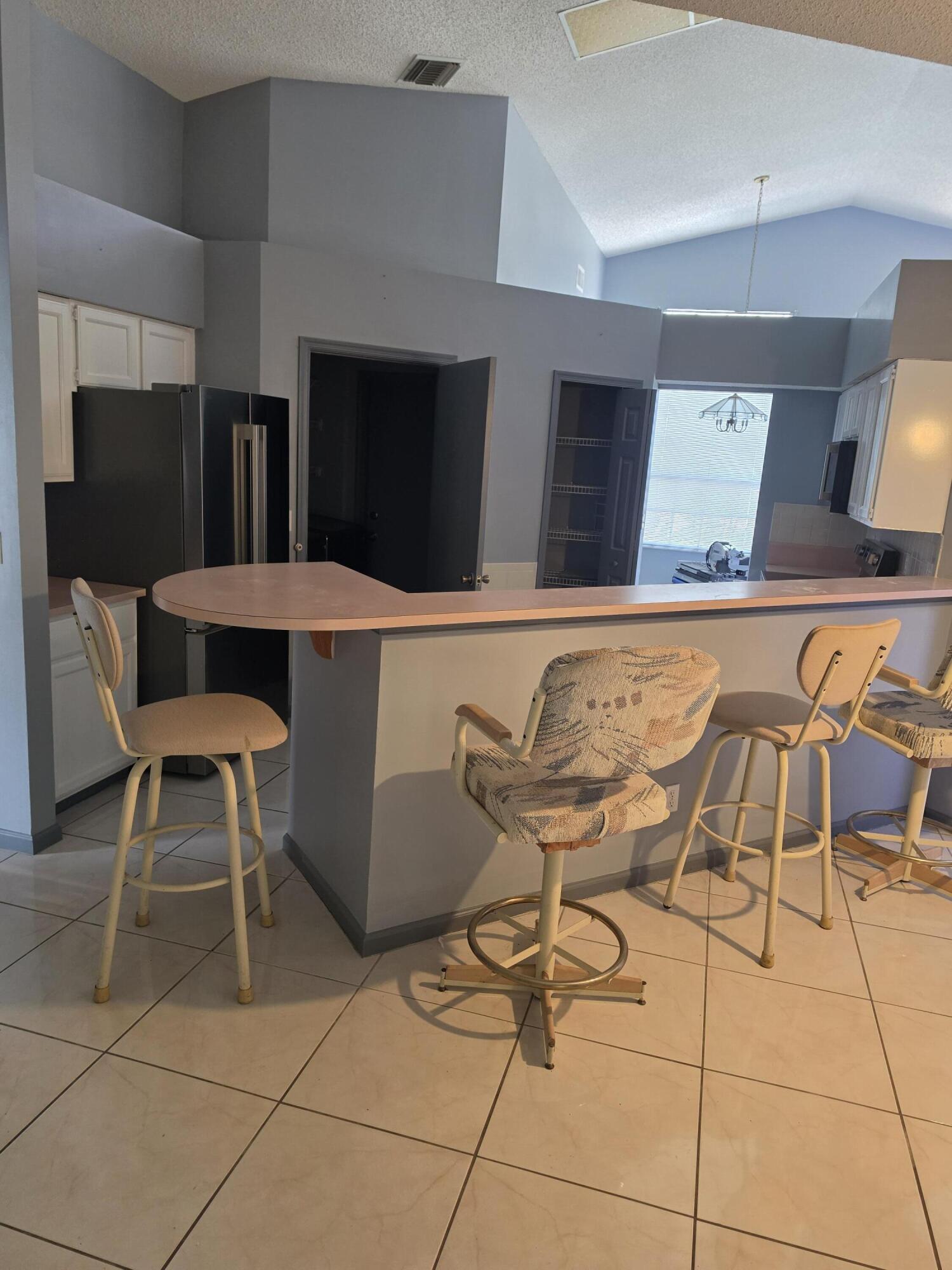 100 KINGS, Royal Palm Beach FL 33411