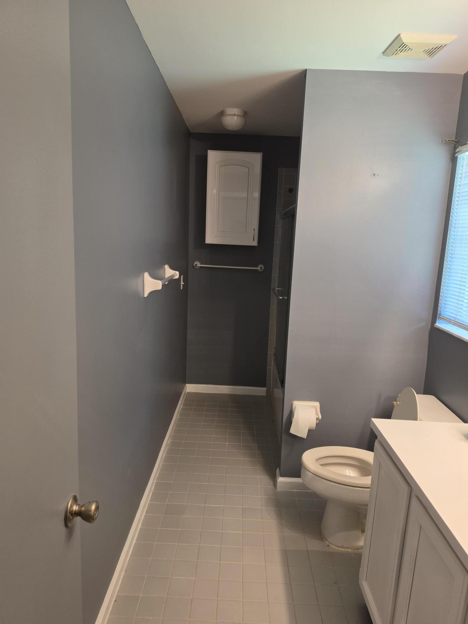 100 KINGS, Royal Palm Beach FL 33411
