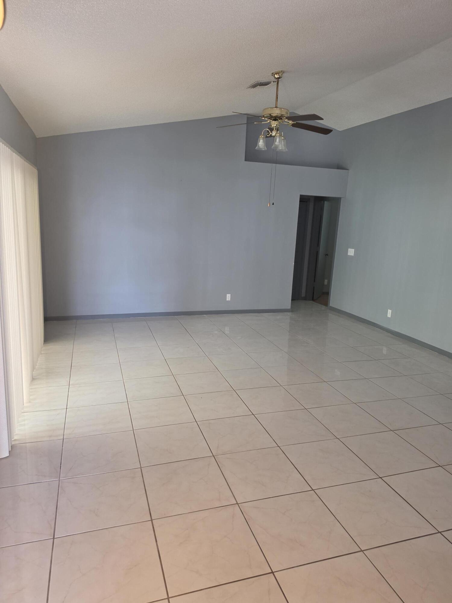 100 KINGS, Royal Palm Beach FL 33411