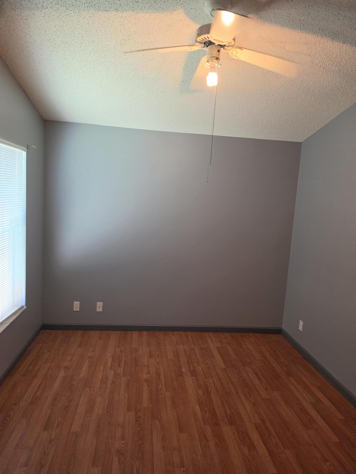 100 KINGS, Royal Palm Beach FL 33411