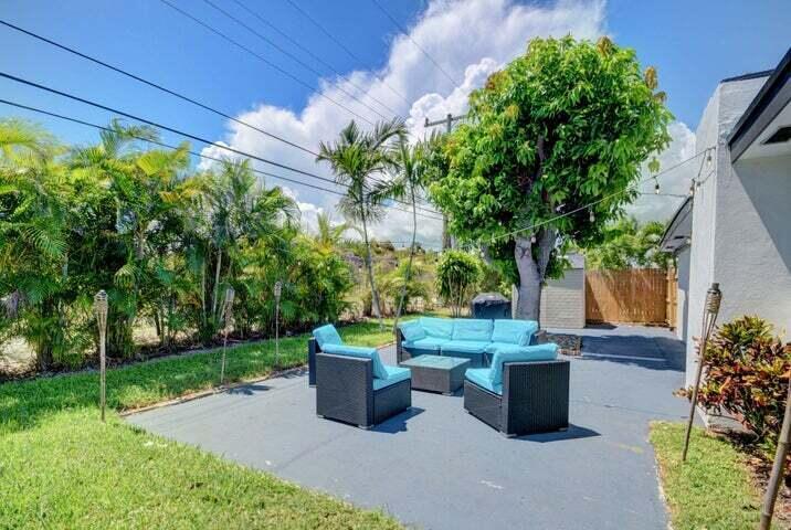 168 SE 31ST, Boynton Beach FL 33435
