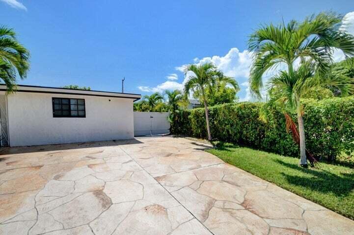 168 SE 31ST, Boynton Beach FL 33435