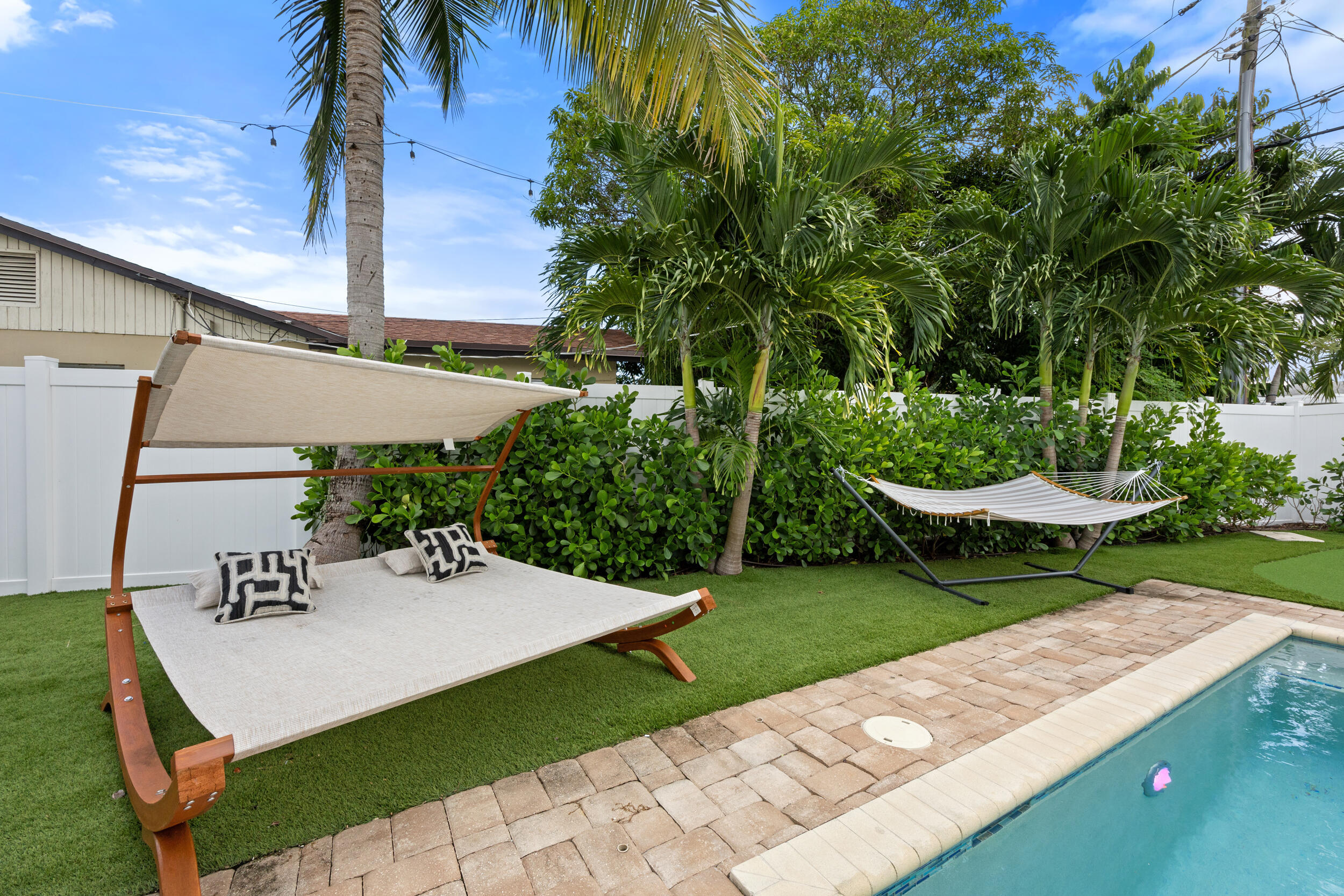 1096 SW 27th, Boynton Beach FL 33426