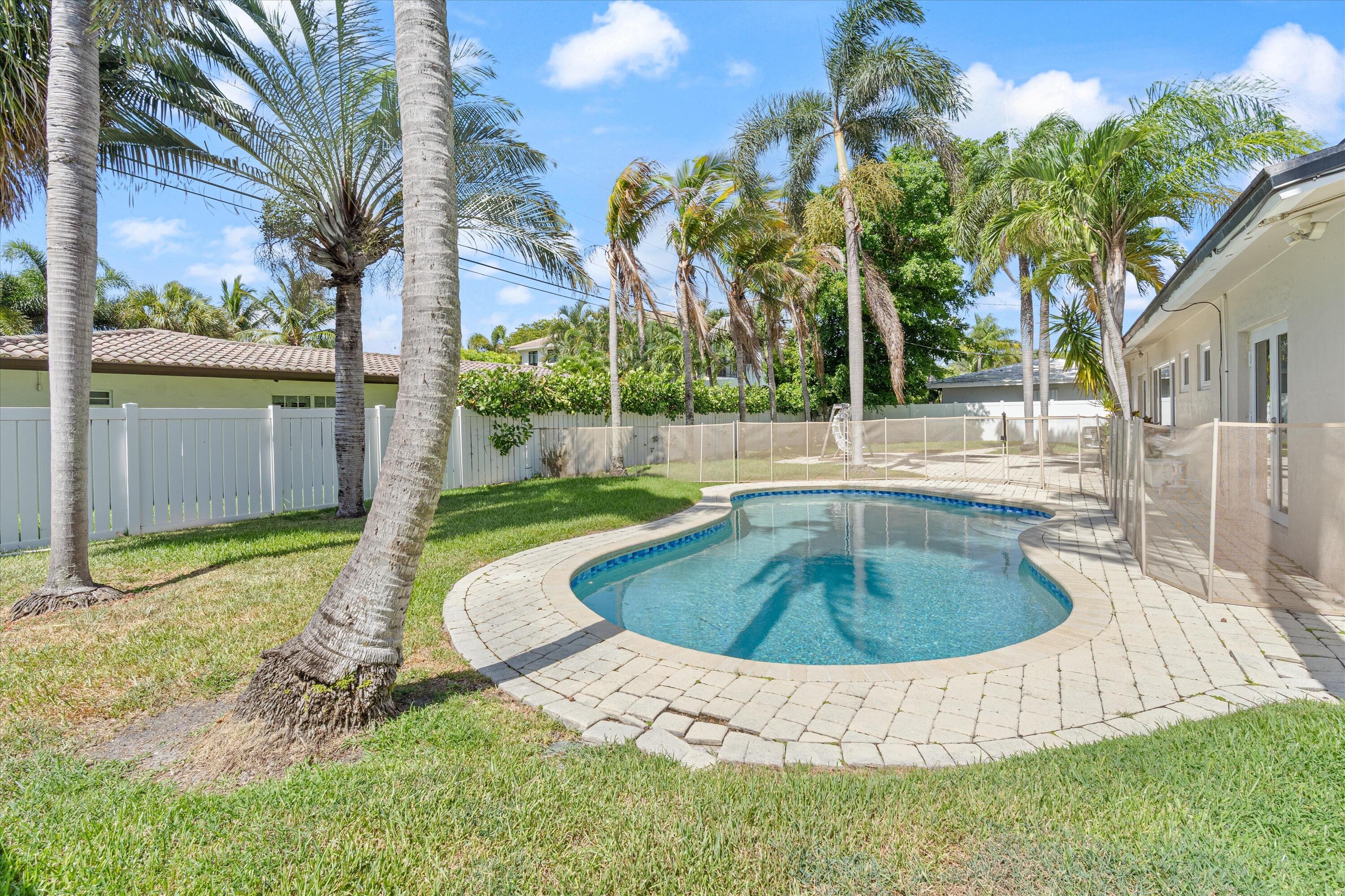 2740 NE 25th, Fort Lauderdale FL 33305