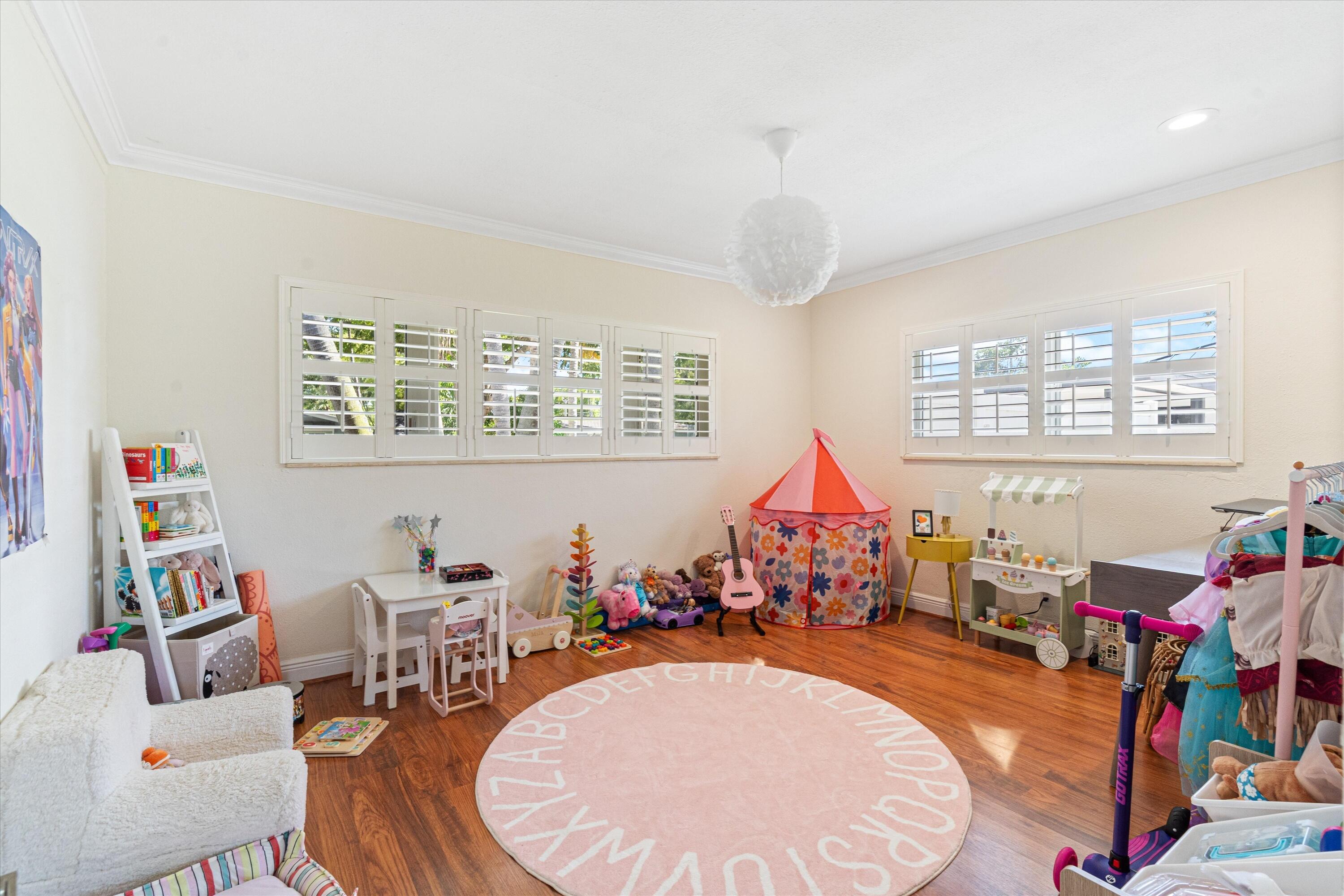 2740 NE 25th, Fort Lauderdale FL 33305