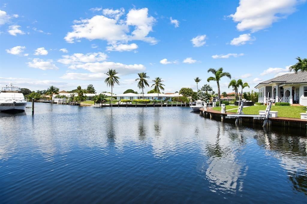 4041 NE 27TH, Lighthouse Point FL 33064
